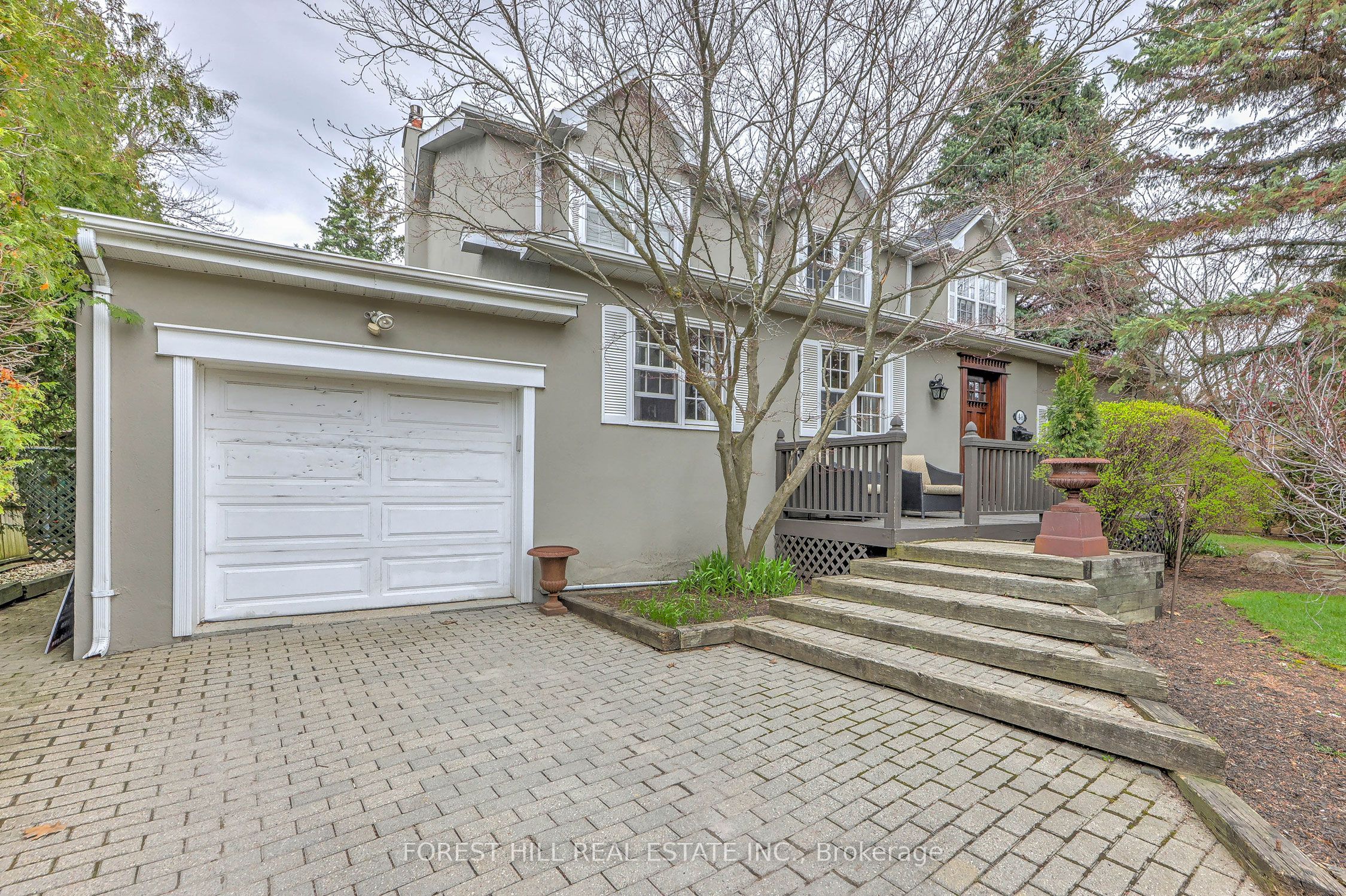 48 Grangemill Crescent, Toronto, ON M3B 2J2 photo 4