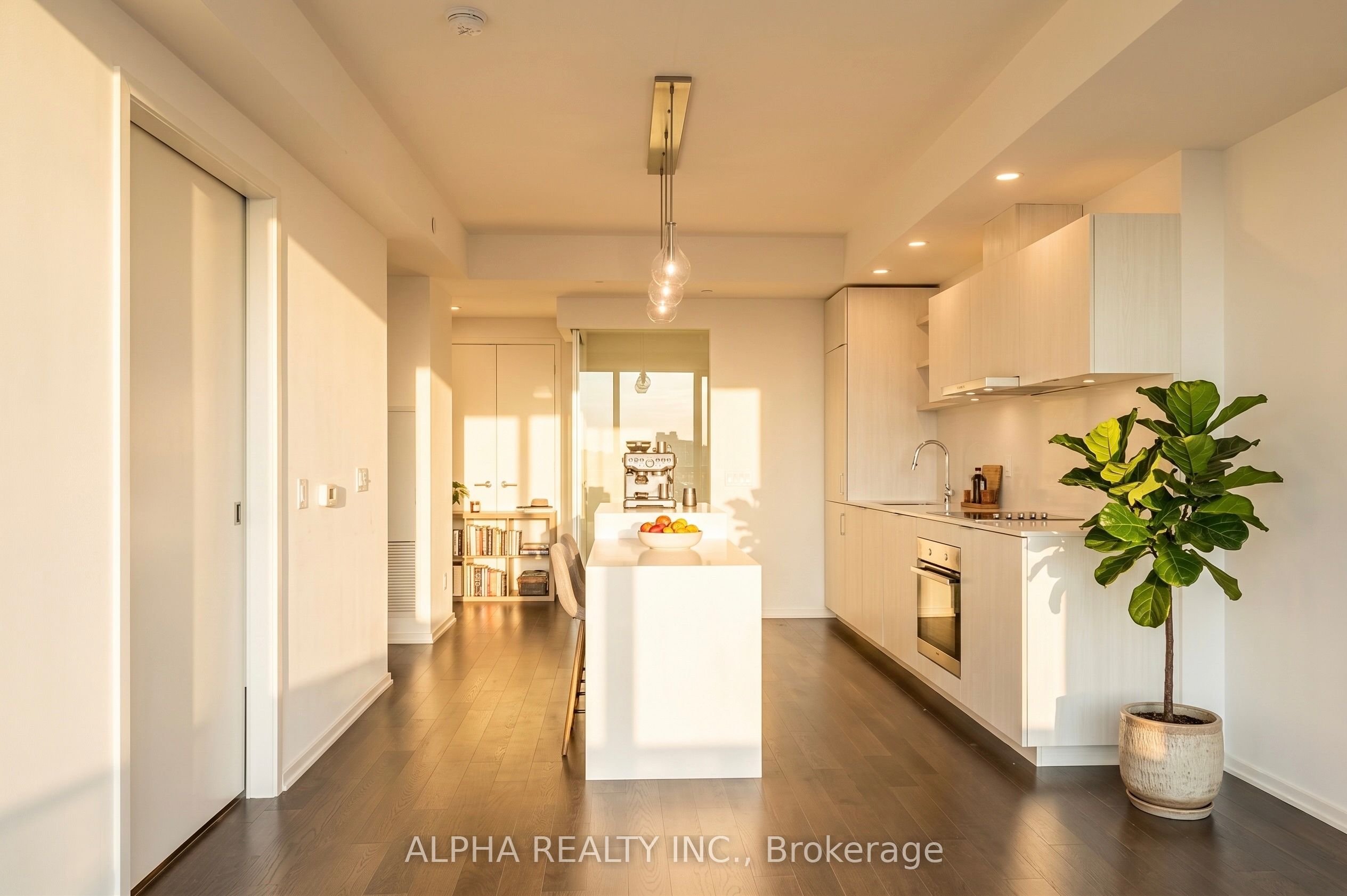 12 Bonnycastle Street 707, Toronto, ON M5A 0C8 photo 3