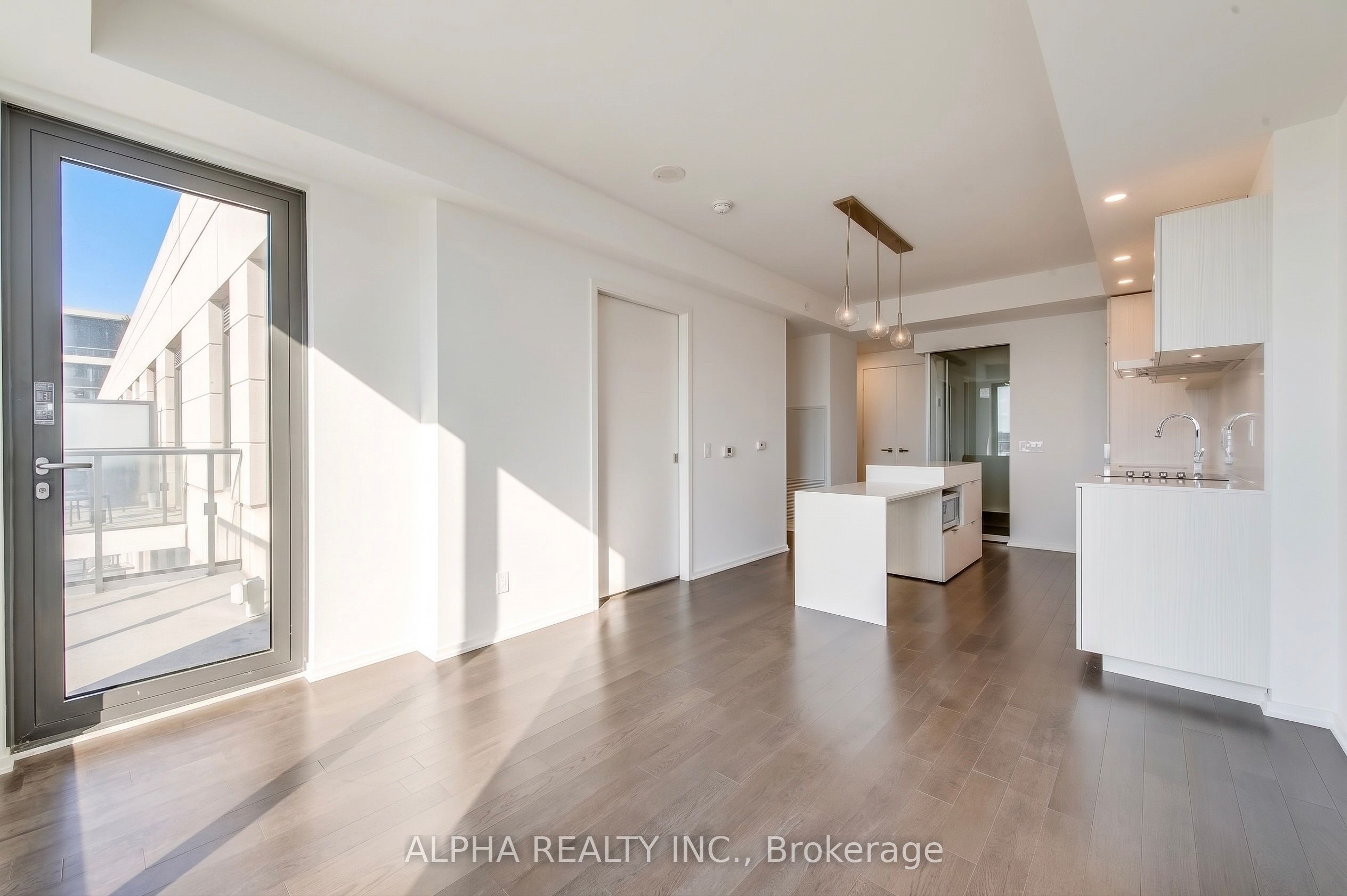 12 Bonnycastle Street 707, Toronto, ON M5A 0C8 photo 4