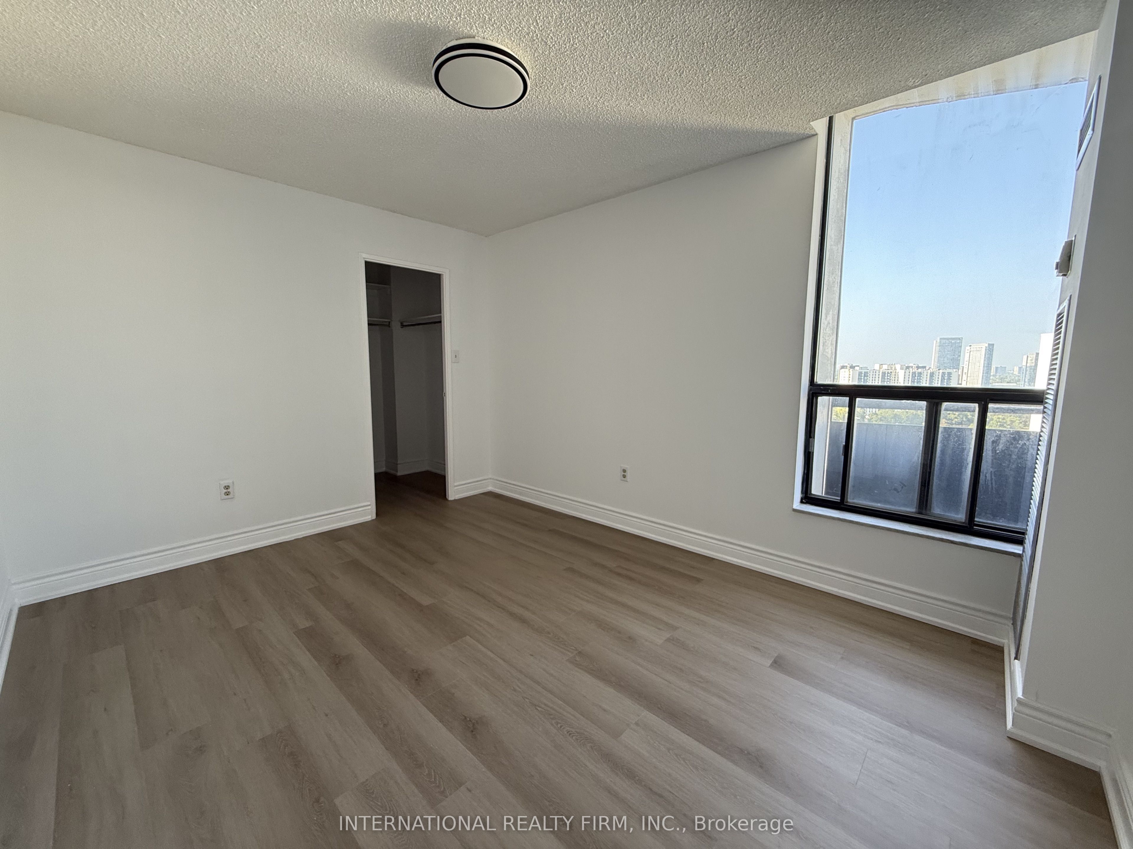 75 Graydon Hall Drive PH03, Toronto, ON M3A 3M5 photo 4