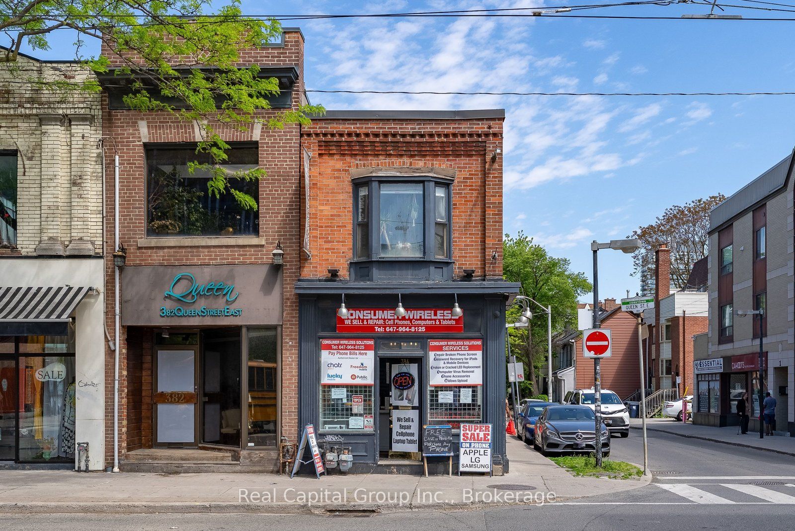 384 Queen Street, Toronto, ON M5A 1T1