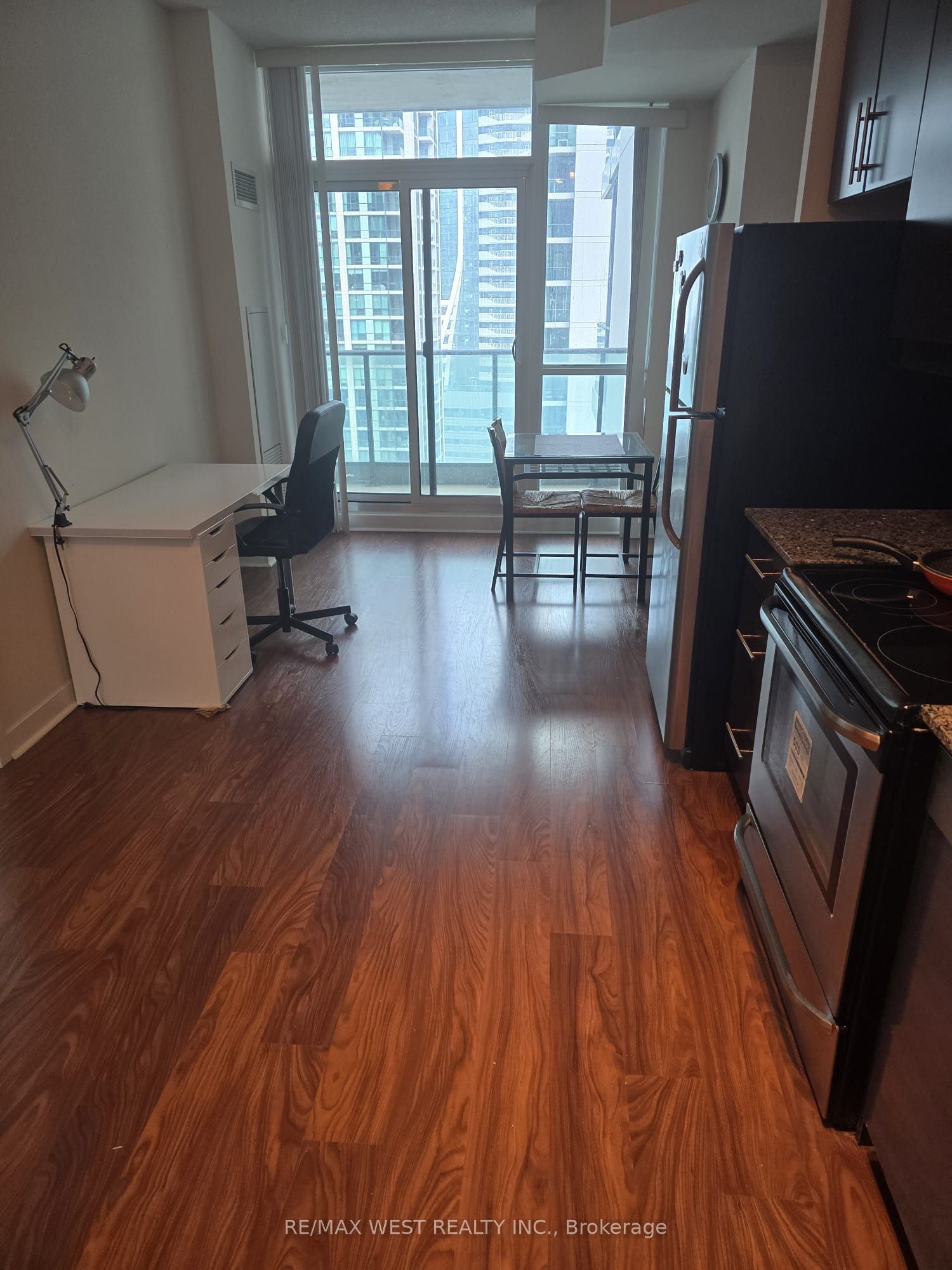 33 Bay Street 2305, Toronto, ON M5J 2Z3 photo 3