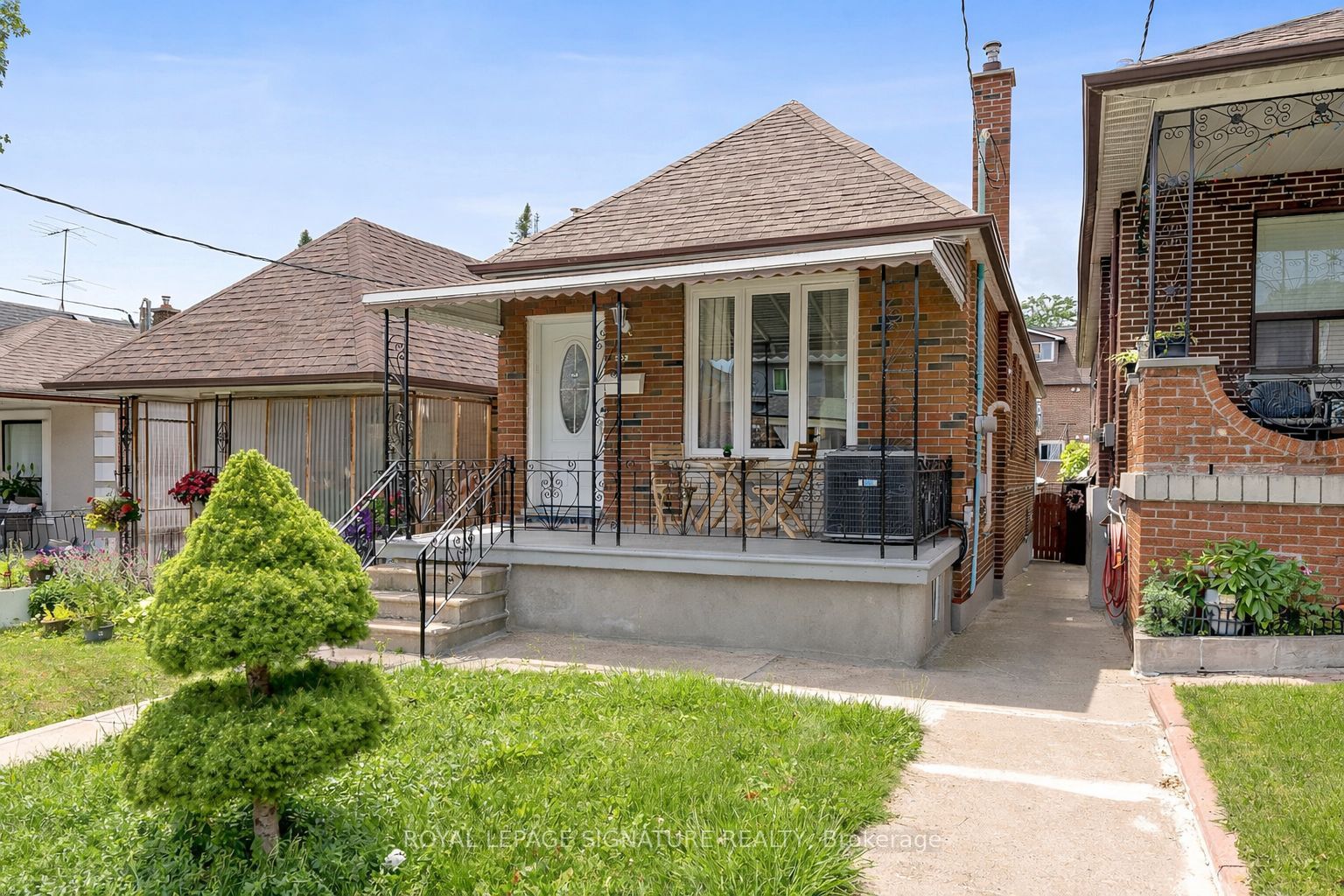 502 Westmount Avenue LOWER, Toronto, ON M6E 3N5 photo 3