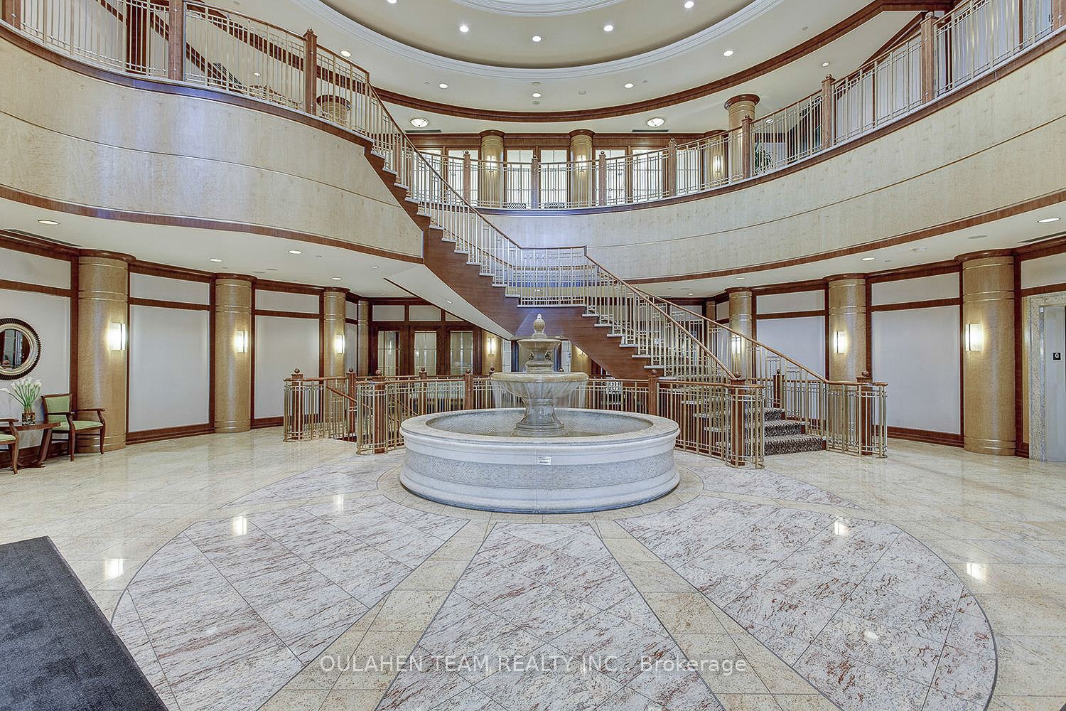 80 Harrison Garden Boulevard 219, Toronto, ON M2N 7E3 photo 5