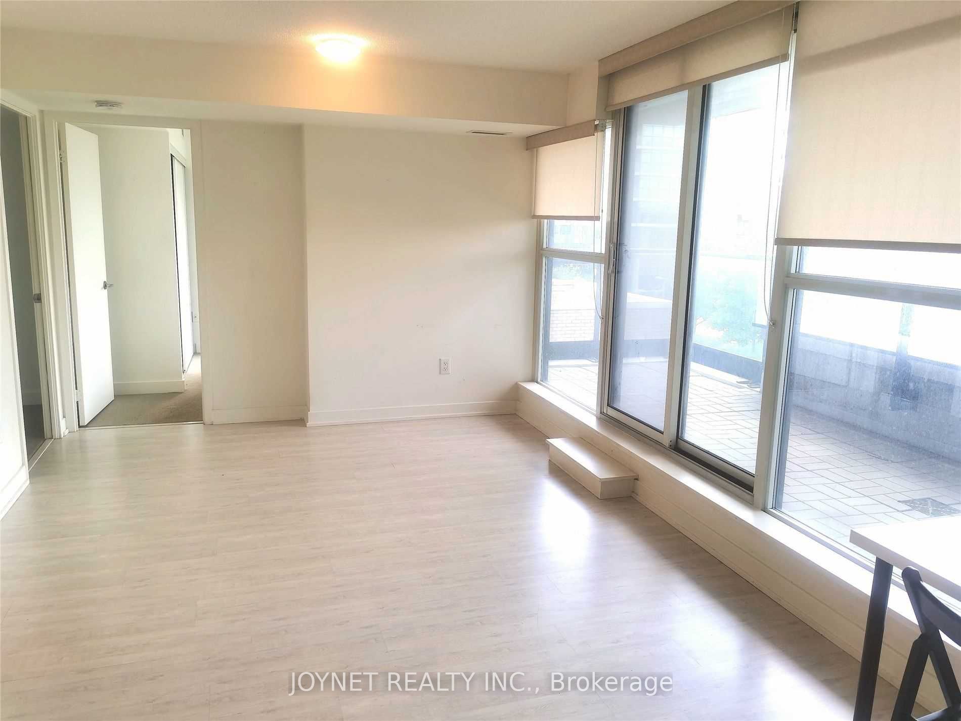 29 Singer Court 305, Toronto, ON M2K 0B3 photo 4