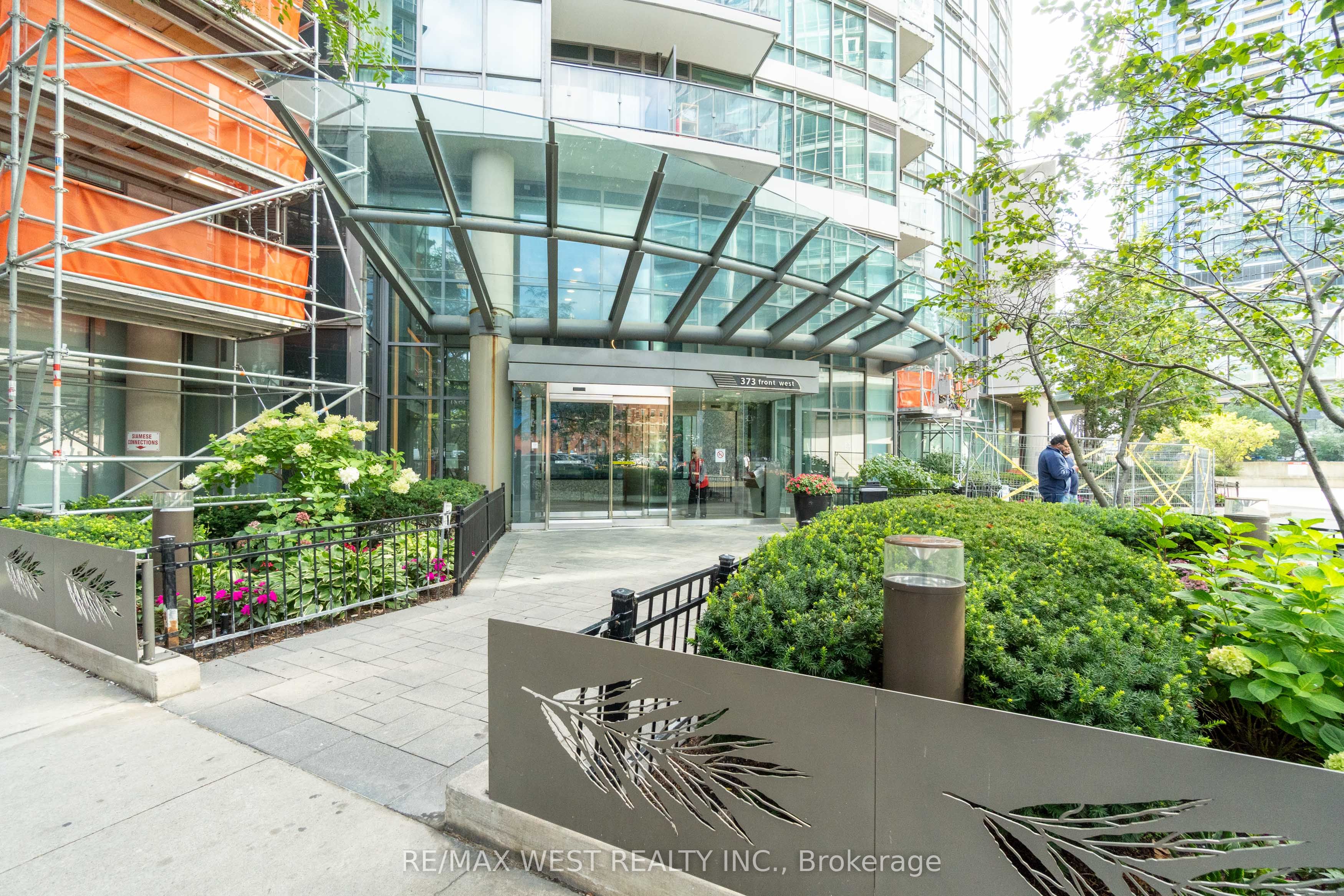 373 Front Street 2509, Toronto, ON M5V 3R7 photo 3