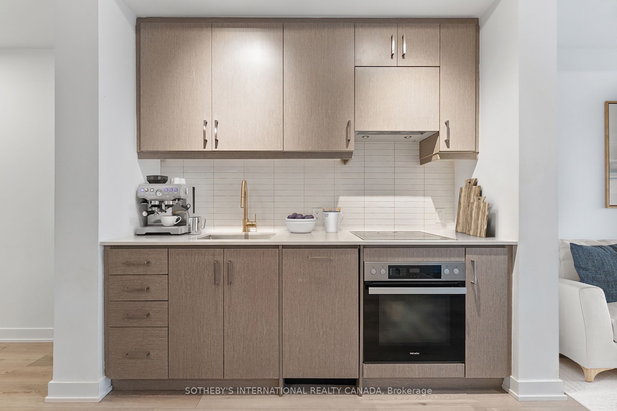 9 Tecumseth Street 427, Toronto, ON M5V 0S5 photo 3