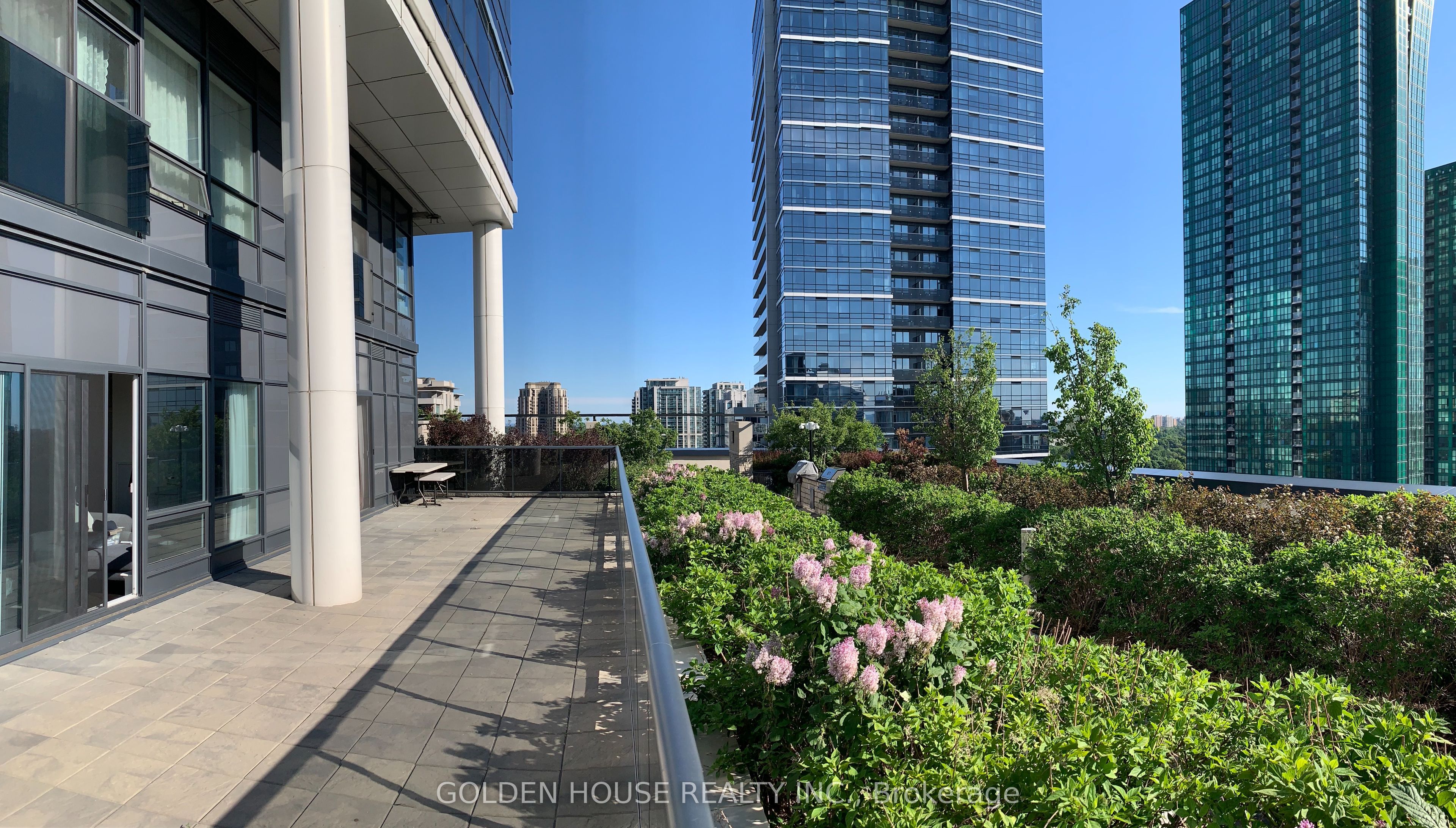 5 Sheppard Avenue E 1718, Toronto, ON M2N 2Z8