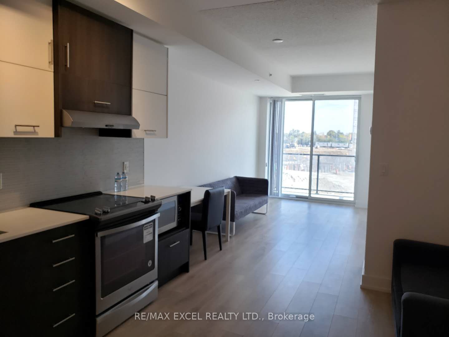 150 Fairview Mall Drive 212, Toronto, ON M2J 0E7 photo 5