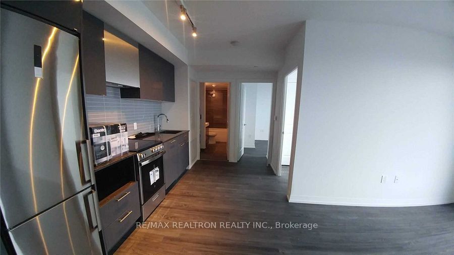 251 Jarvis Street 4013, Toronto, ON M3B 0C3 photo 3