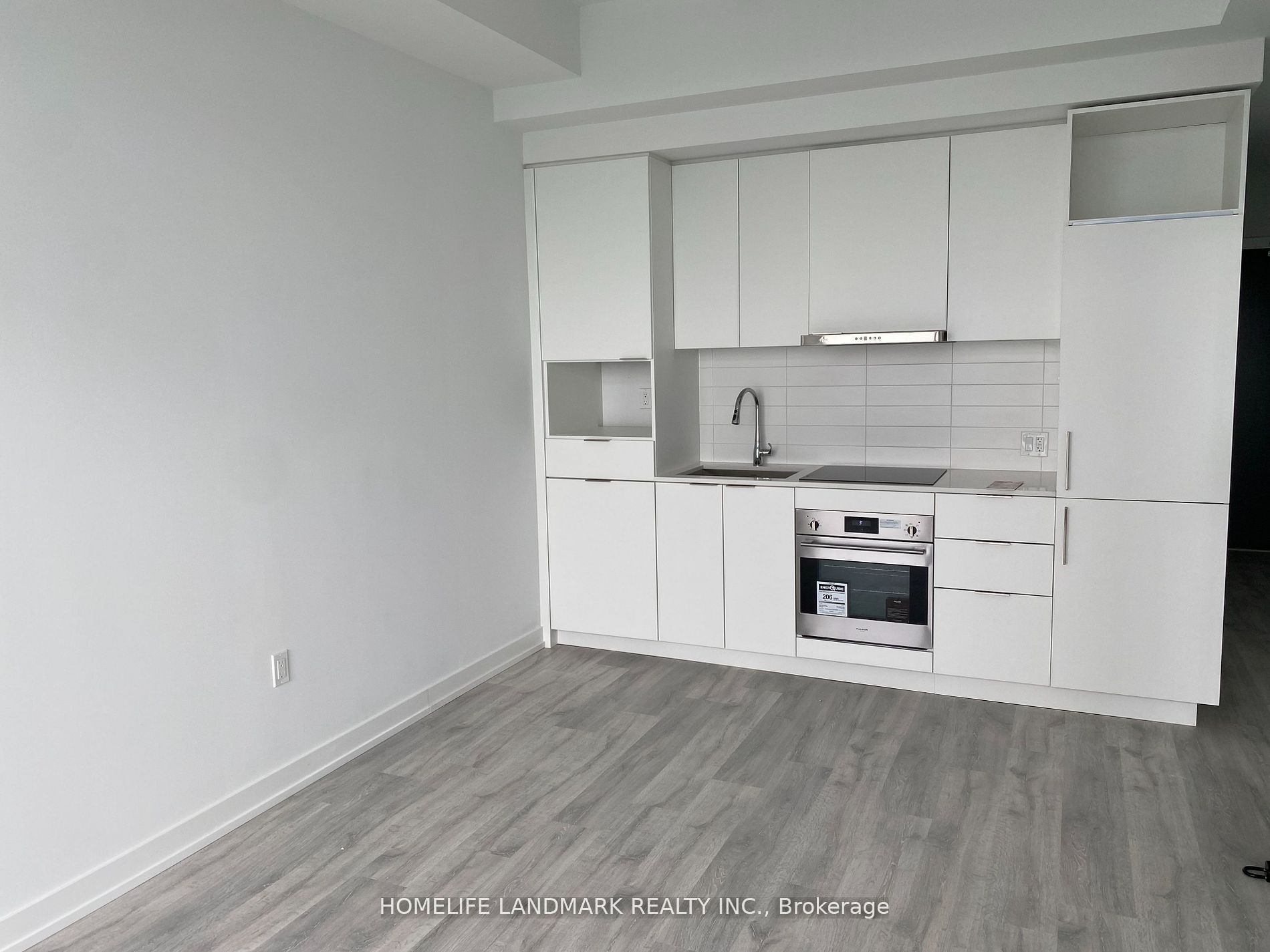 8 Olympic Garden Drive 3407, Toronto, ON M2M 0B9 photo 4