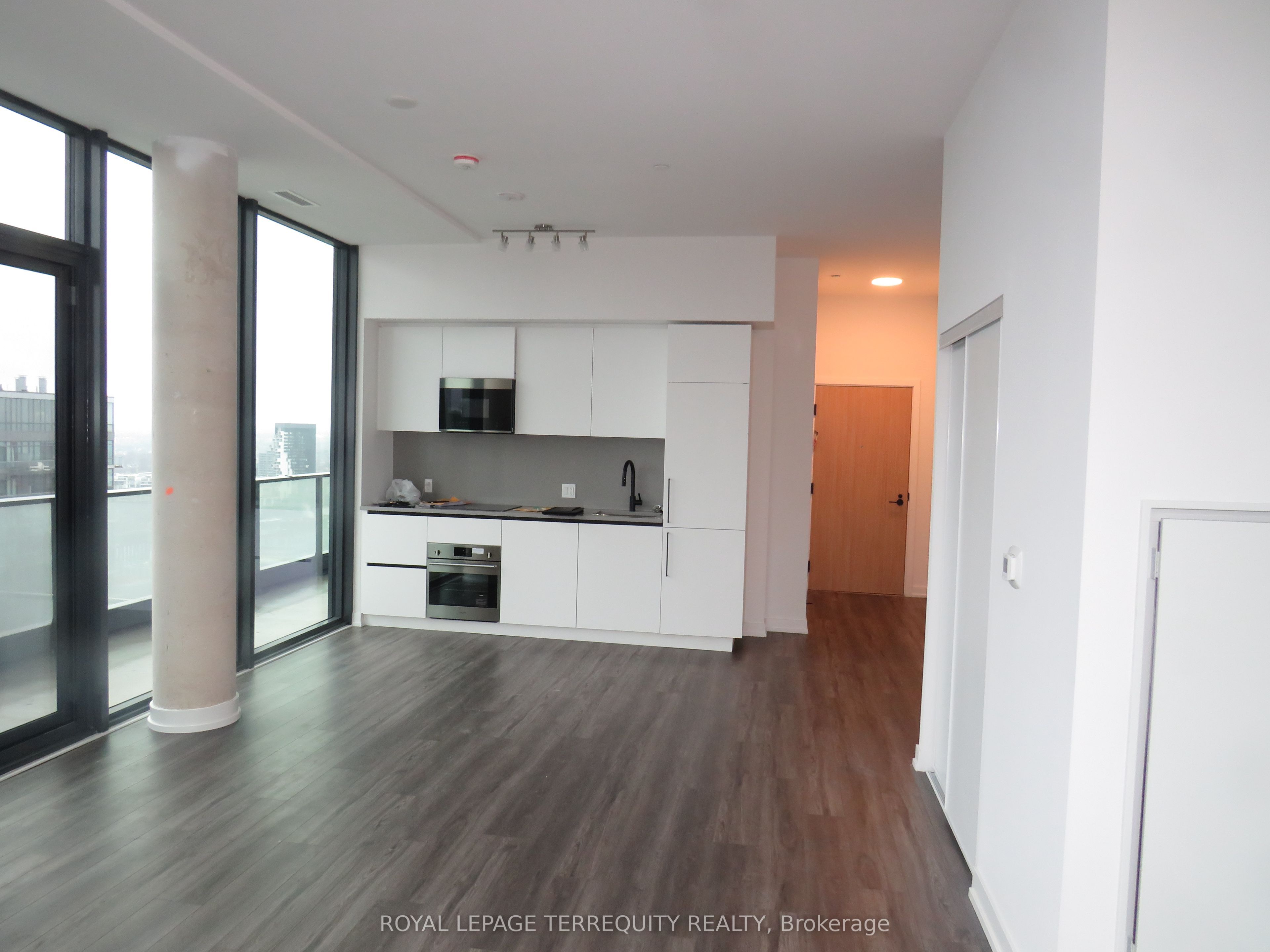 35 Parliament Street 3304, Toronto, ON M5A 0Z5 photo 2