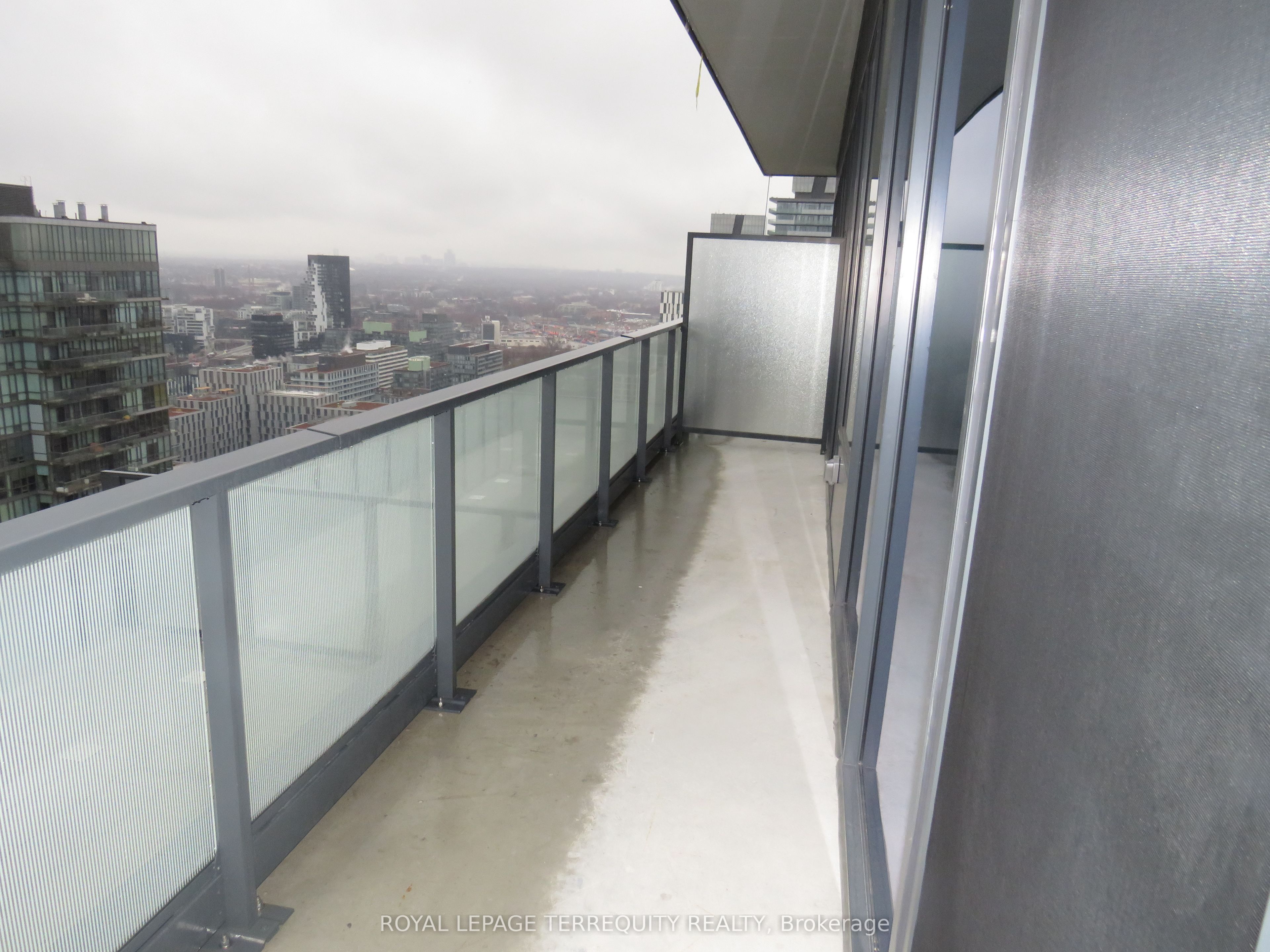 35 Parliament Street 3304, Toronto, ON M5A 0Z5 photo 4