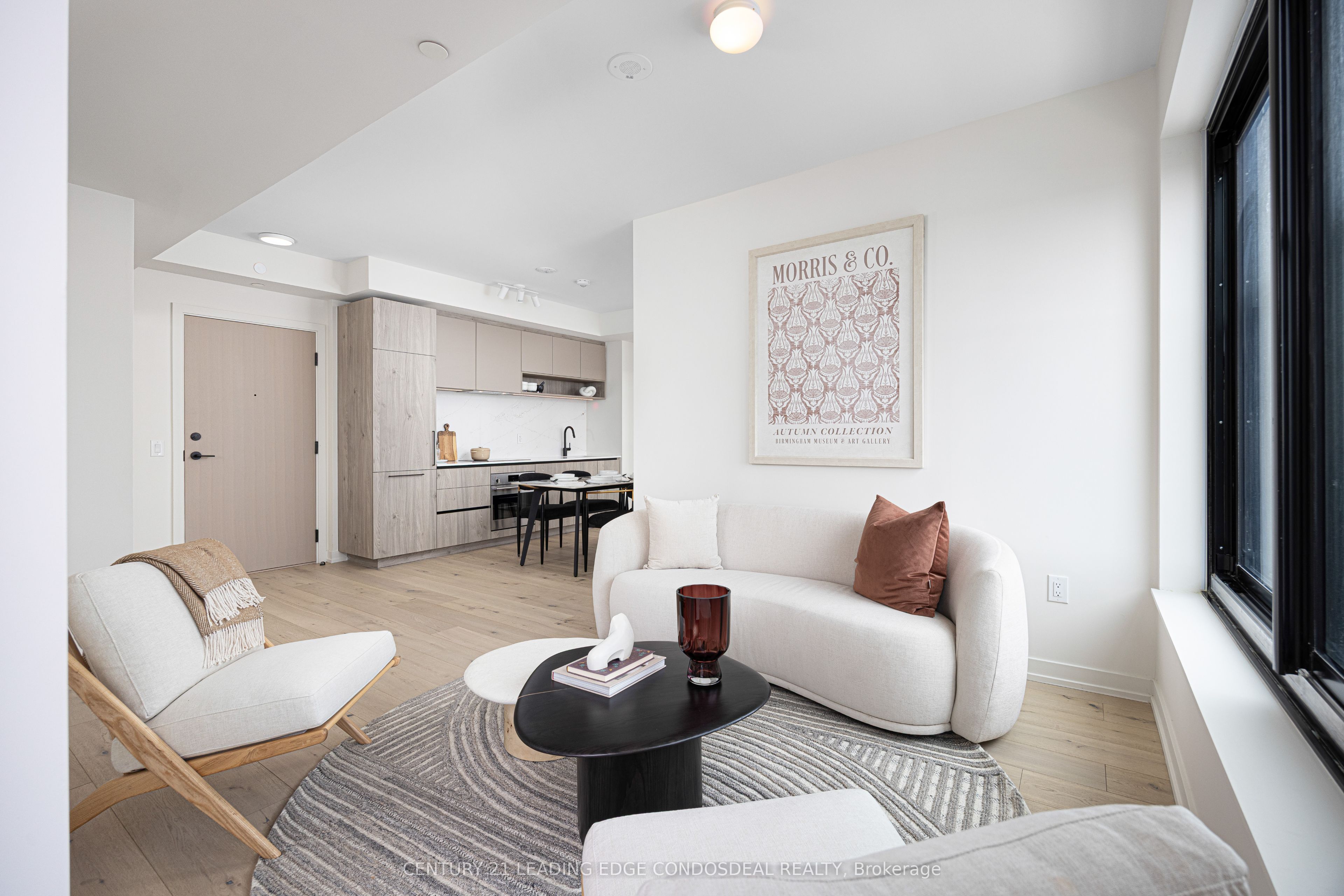 181 Sterling Road 1402, Toronto, ON M6R 2B2