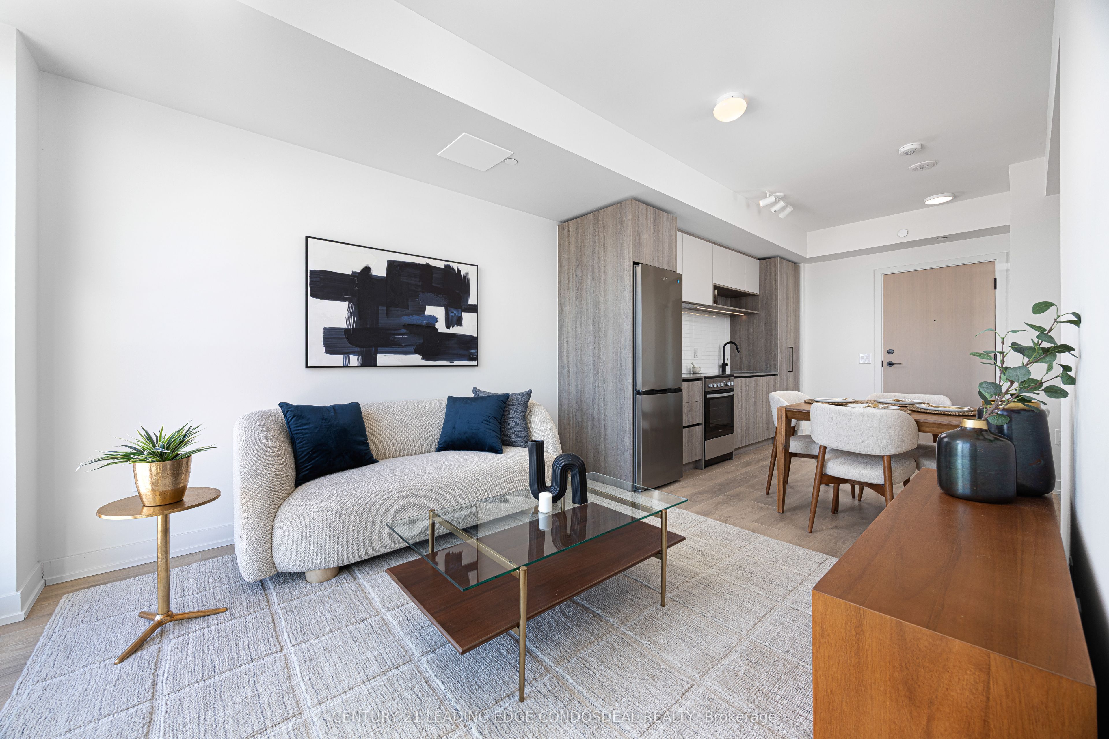 181 Sterling Road 1610, Toronto, ON M6R 2B2 photo 4