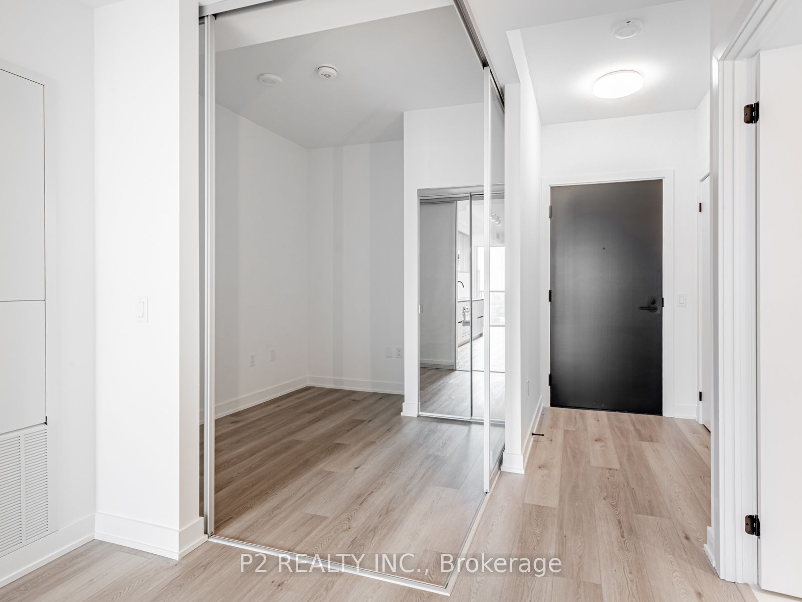 117 Broadway Avenue N 1507, Toronto, ON M4P 1V3 photo 4