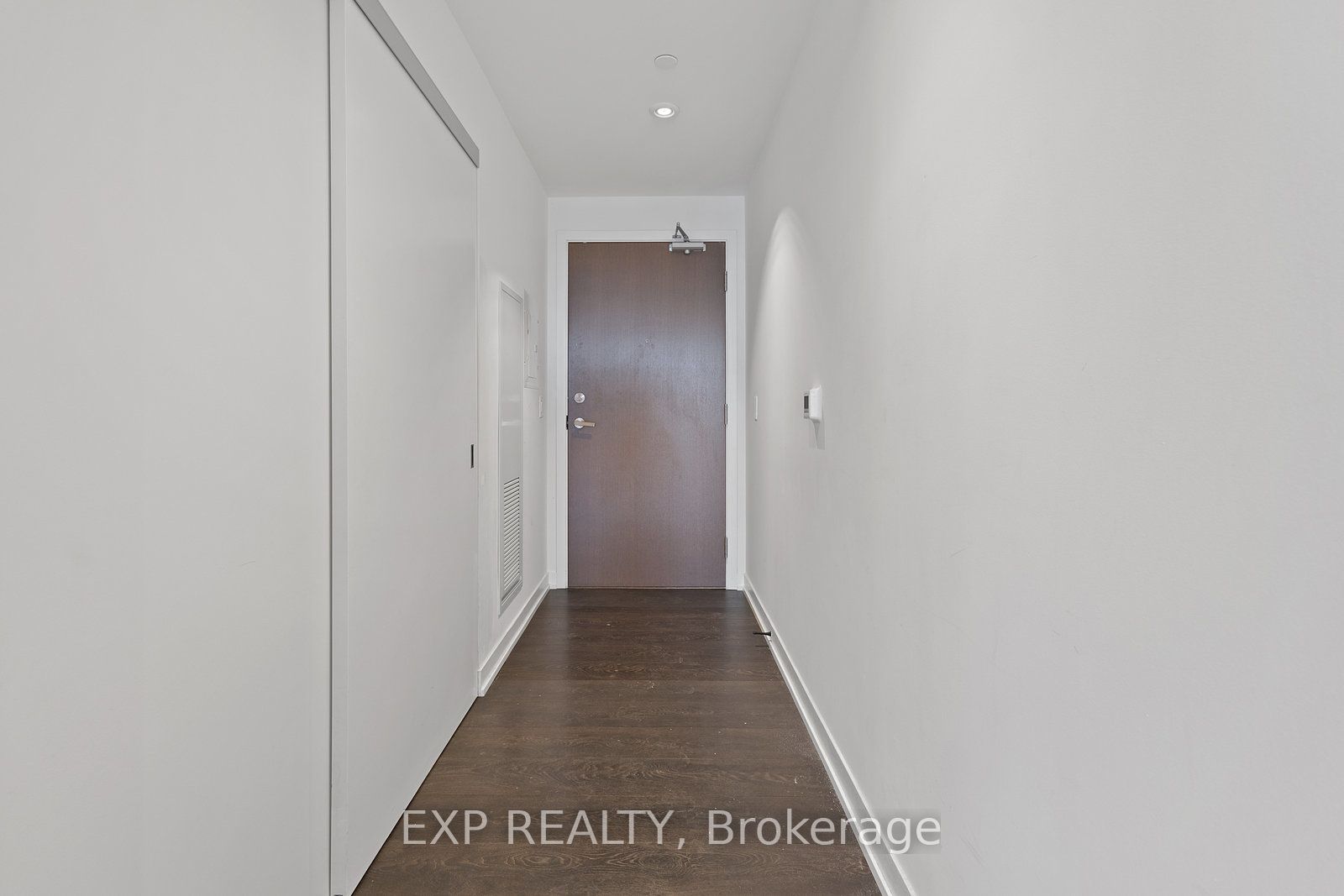 20 Richardson Street 2710, Toronto, ON M5A 0S6 photo 3