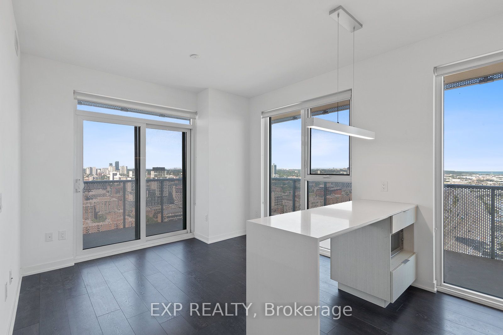 20 Richardson Street 2710, Toronto, ON M5A 0S6 photo 4