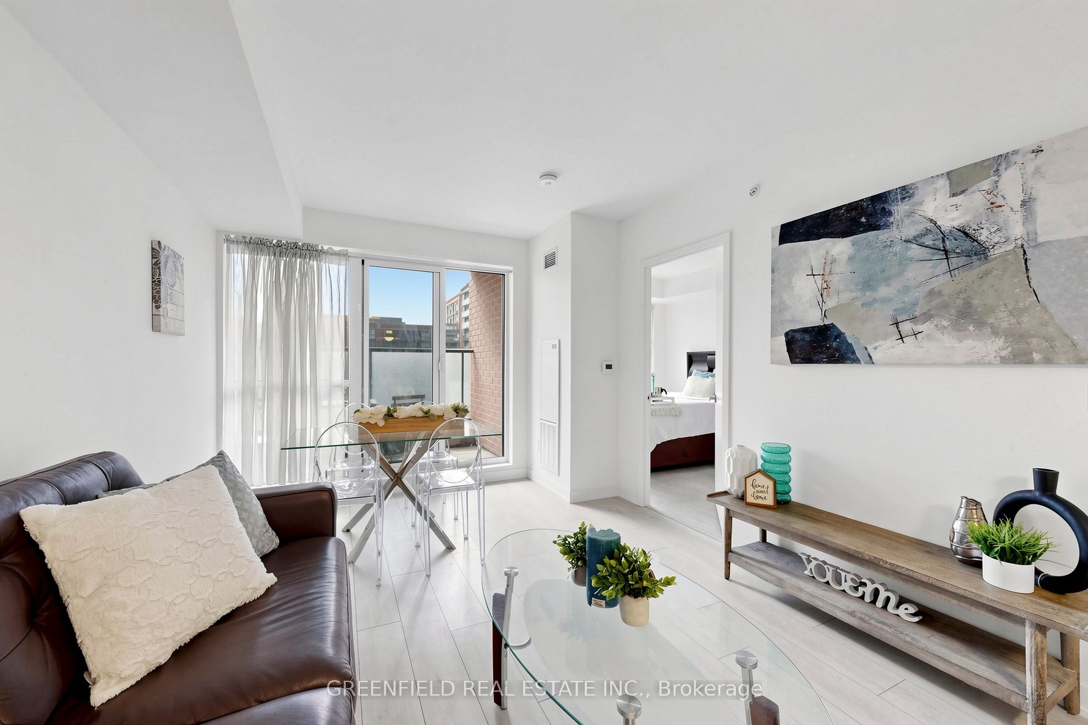 31 Tippett Road 333, Toronto, ON M3H 0C8 photo 3