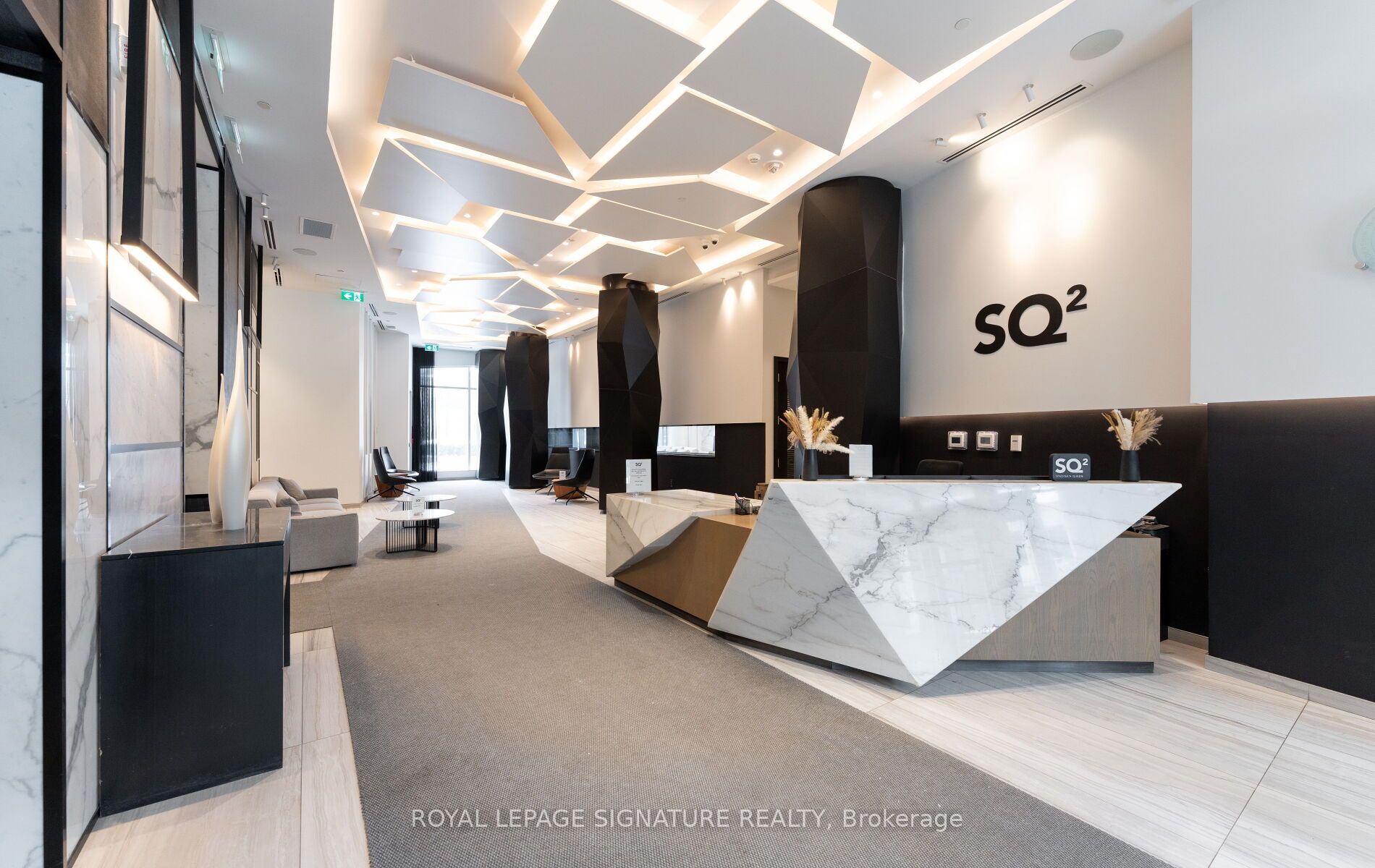 80 Vanauley Street 213, Toronto, ON M5T 0C9 photo 2