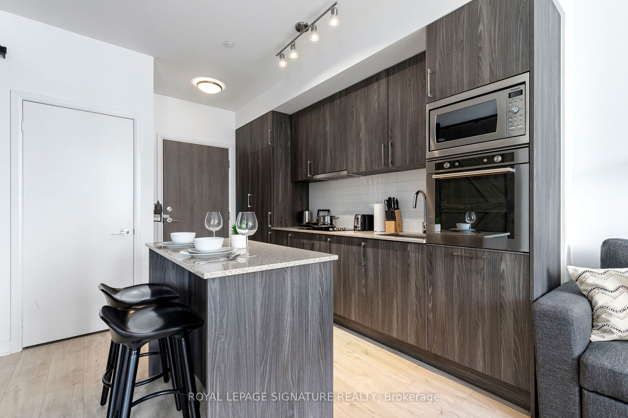 576 Front Street W 806E, Toronto, ON M5V 1C1 photo 4