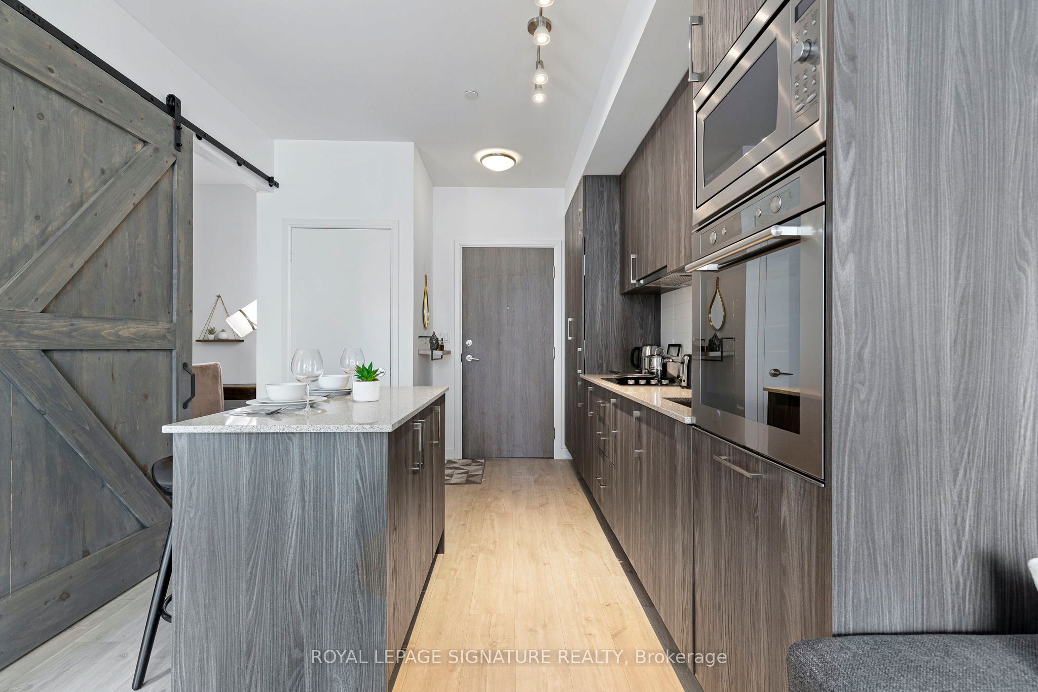 576 Front Street W 806E, Toronto, ON M5V 1C1 photo 5