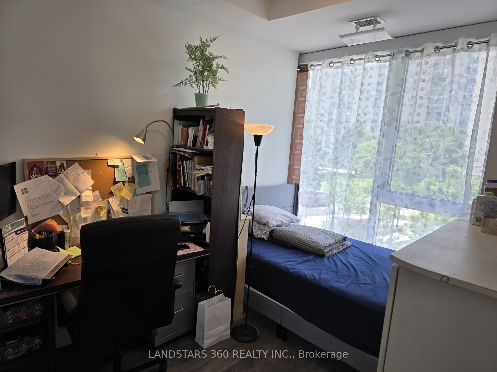 575 Bloor Street E 310, Toronto, ON M4X 1J8 photo 3