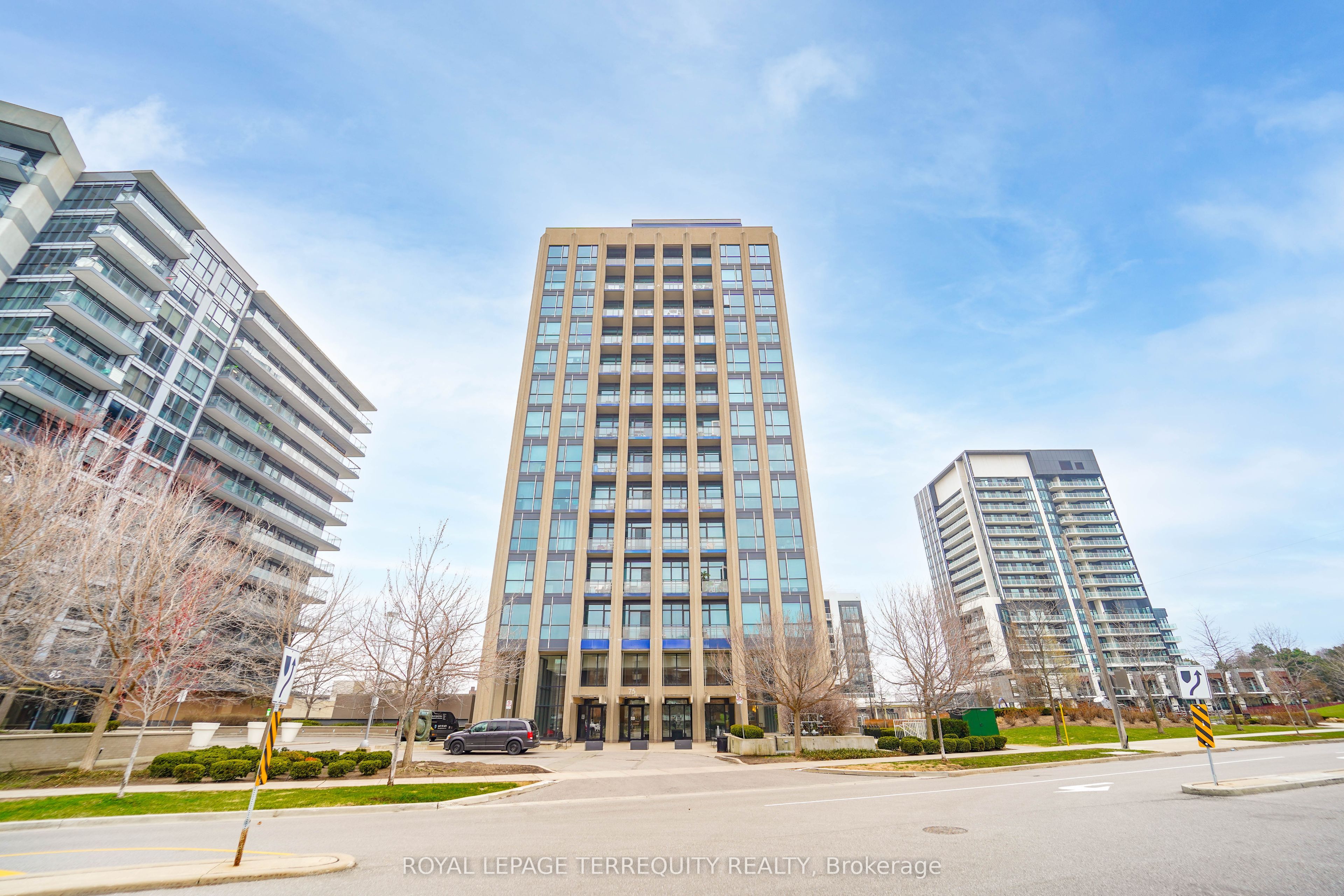 75 The Donway N/A W 204, Toronto, ON M3C 2E9 photo 4