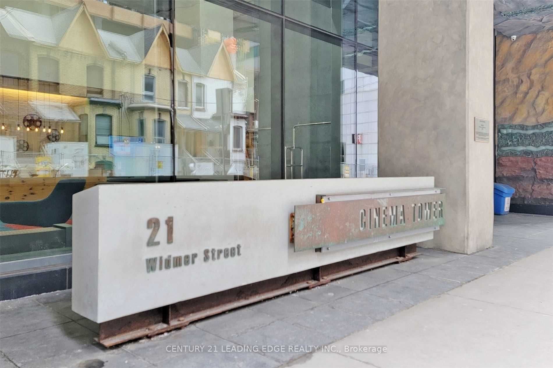 21 Widmer Street 1702, Toronto, ON M5V 0B8 photo 2