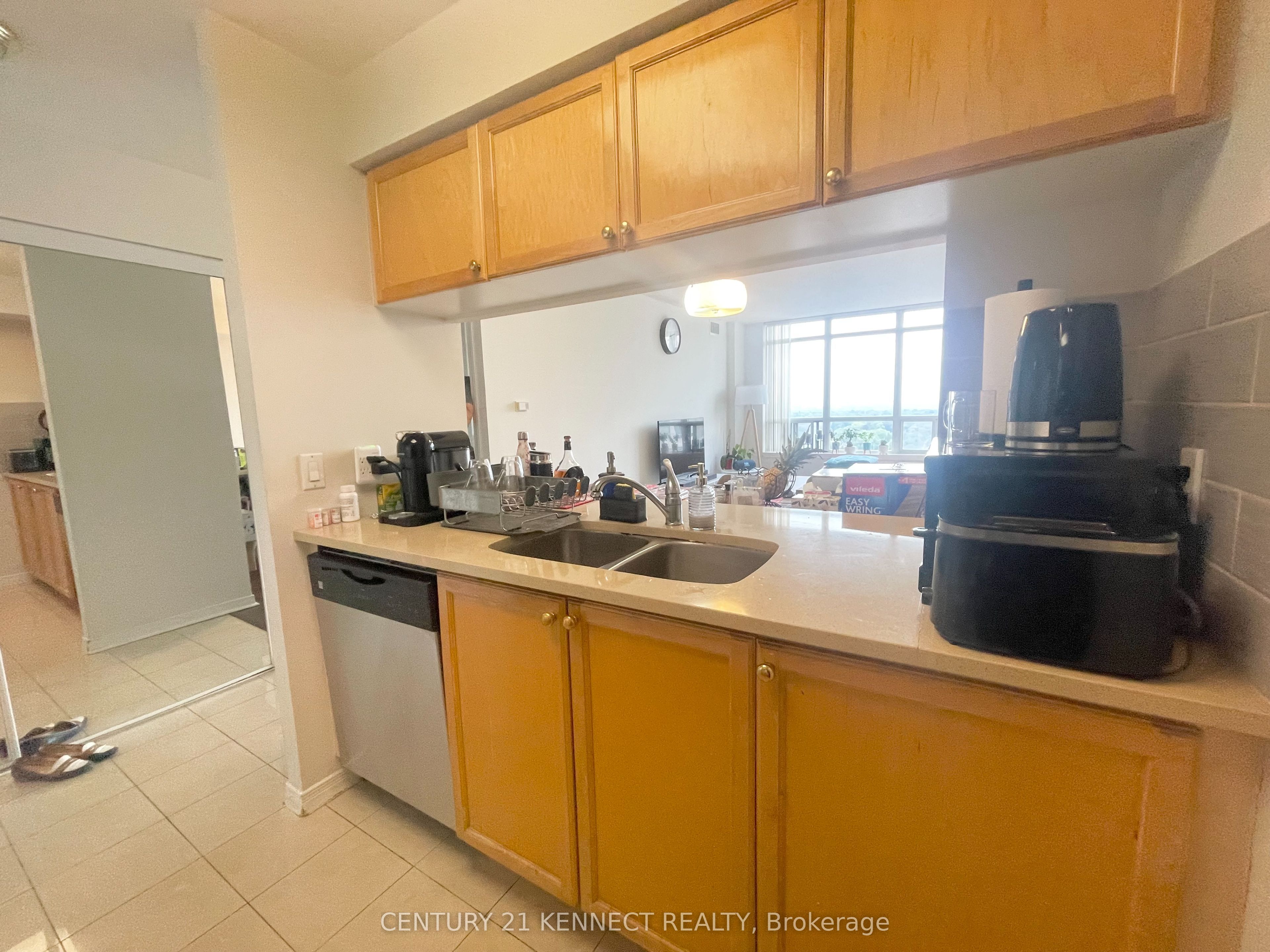 8 Hillcrest Avenue 1810, Toronto, ON M2N 6Y6 photo 5