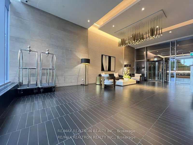 188 Cumberland Street 1506, Toronto, ON M5R 2G3 photo 3