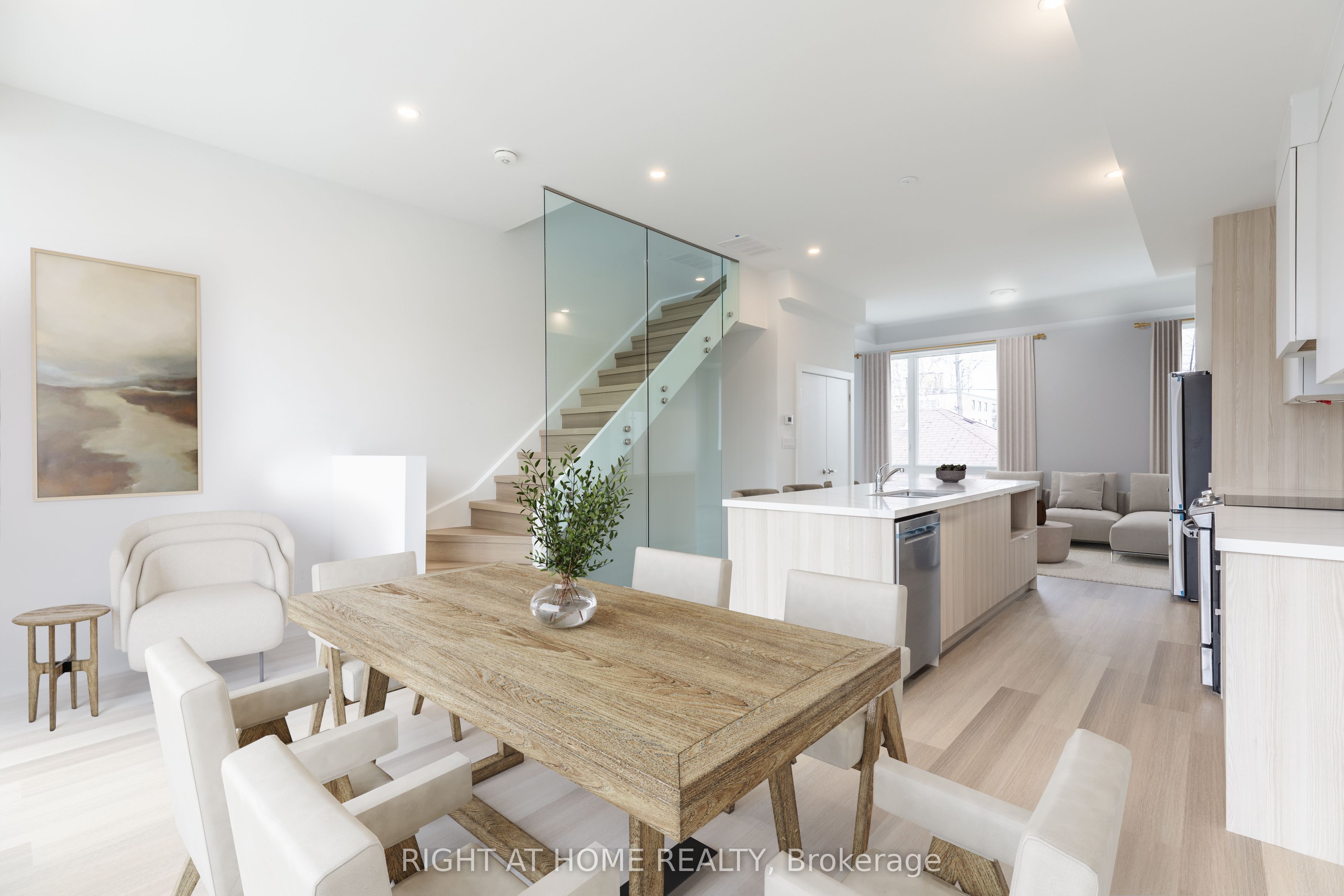 272 Atlas Avenue, Toronto, ON M6C 2P5 photo 5
