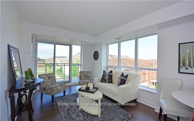120 Dallimore Circle 424, Toronto, ON M3C 4J1 photo 4