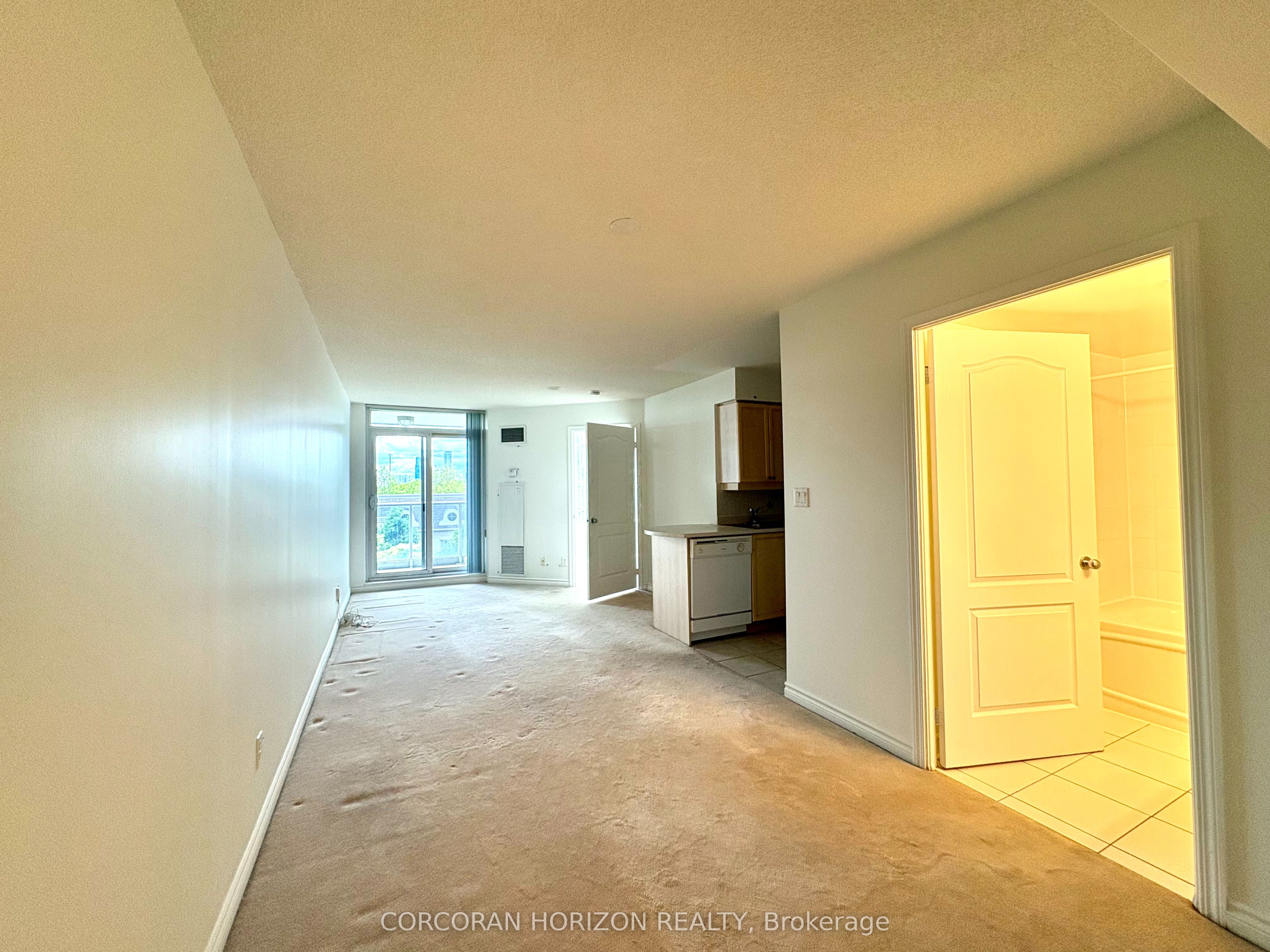 1 Rean Drive 314, Toronto, ON M2K 3C1 photo 4