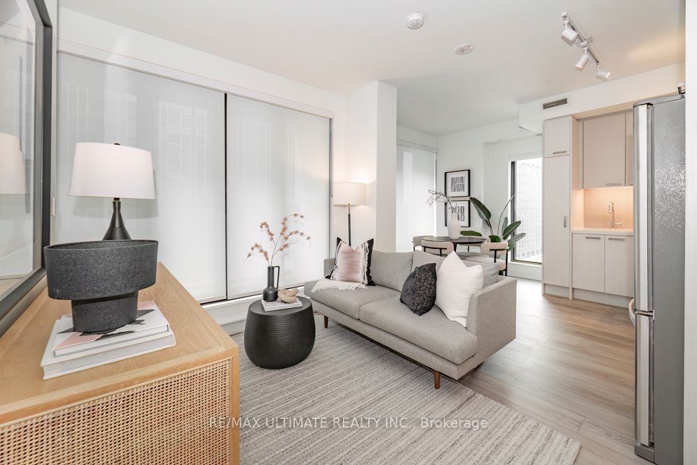 20 Soudan Avenue 1008, Toronto, ON M4S 1V5 photo 4