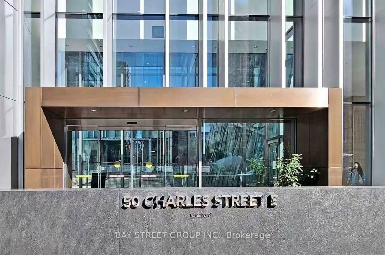 50 Charles Street E 902, Toronto, ON M4Y 1T1
