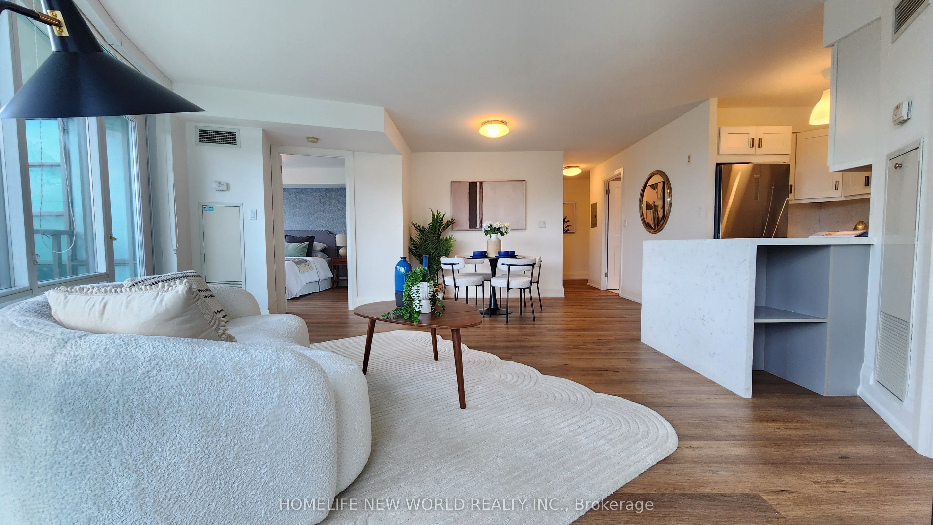 3830 Bathurst Street 404, Toronto, ON M3H 6C5 photo 3