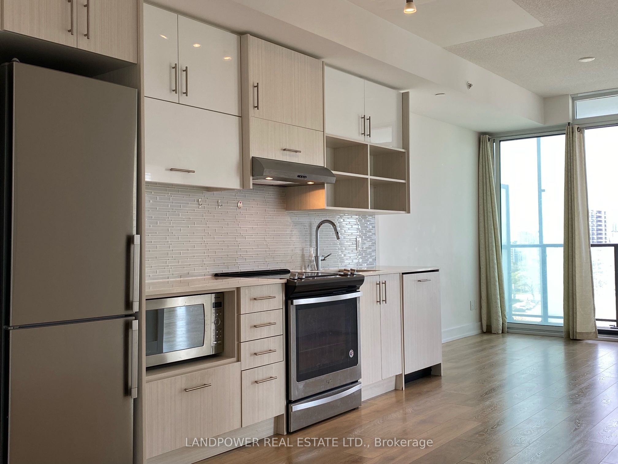 128 Fairview Mall Drive 805, Toronto, ON M2J 2Z1 photo 5