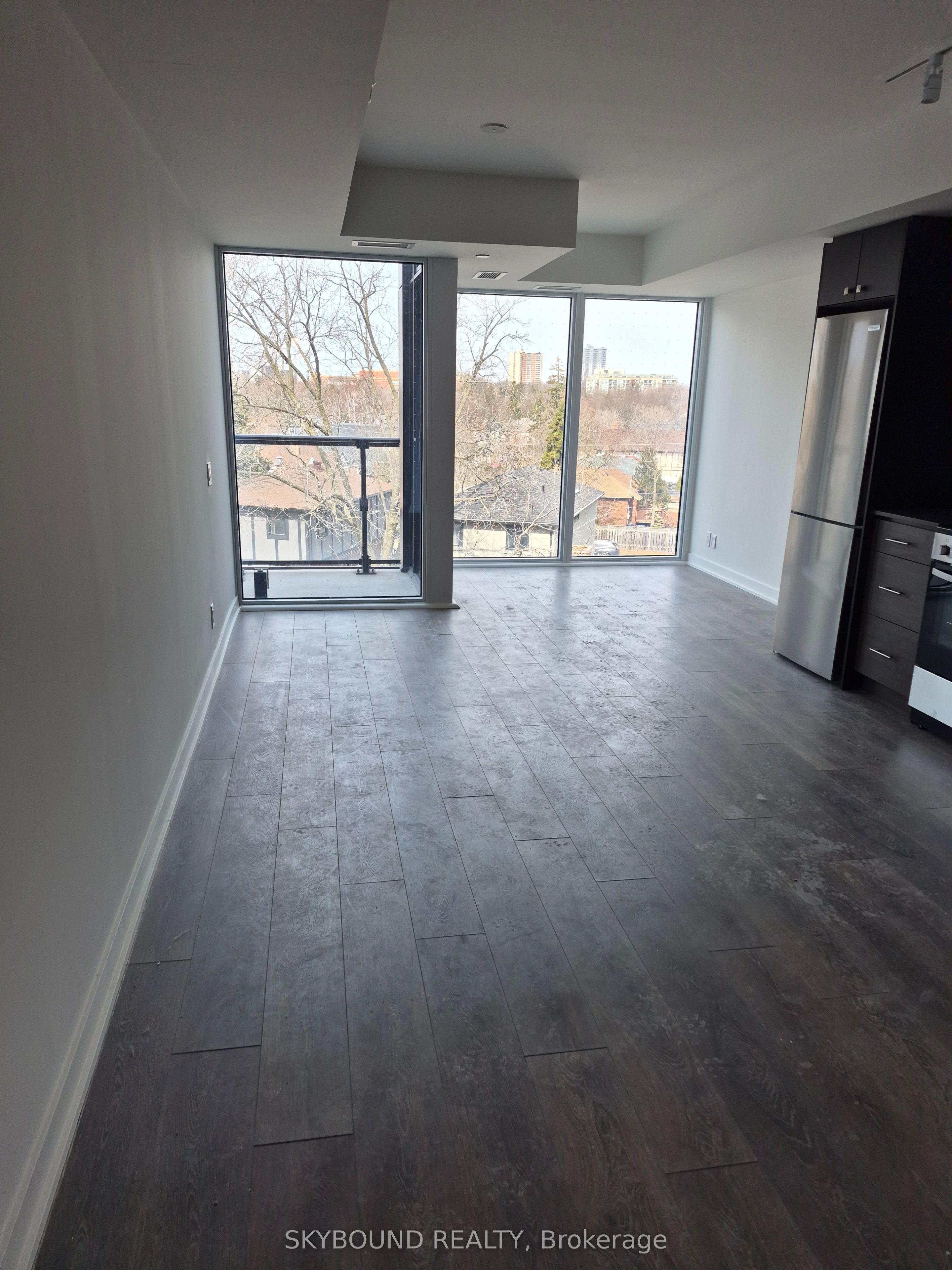 44 Tinder Crescent, Toronto, ON M4A 1L3 photo 2