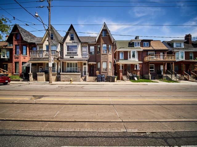 1007 Bathurst Street 3, Toronto, ON M5R 3G8
