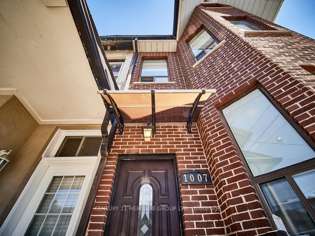 1007 Bathurst Street 3, Toronto, ON M5R 3G8 photo 2