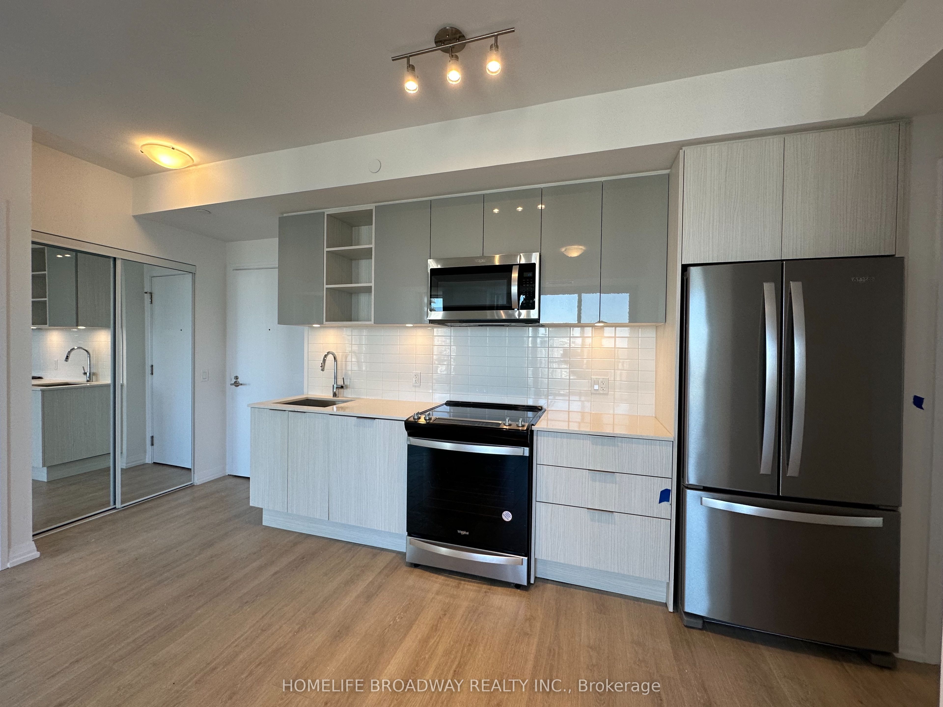 50 Dunfield Avenue 3018, Toronto, ON M4S 0E4 photo 2
