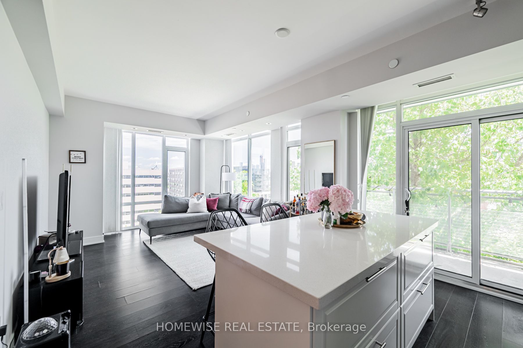 525 Adelaide Street W Lph12, Toronto, ON M5V 1T6 photo 4