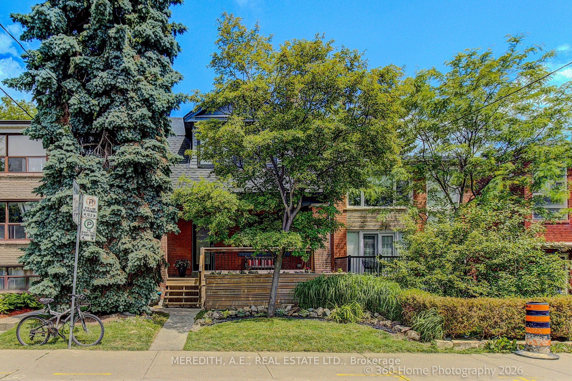 25 Kenwood Avenue, Toronto, ON M6C 2R8 photo 5