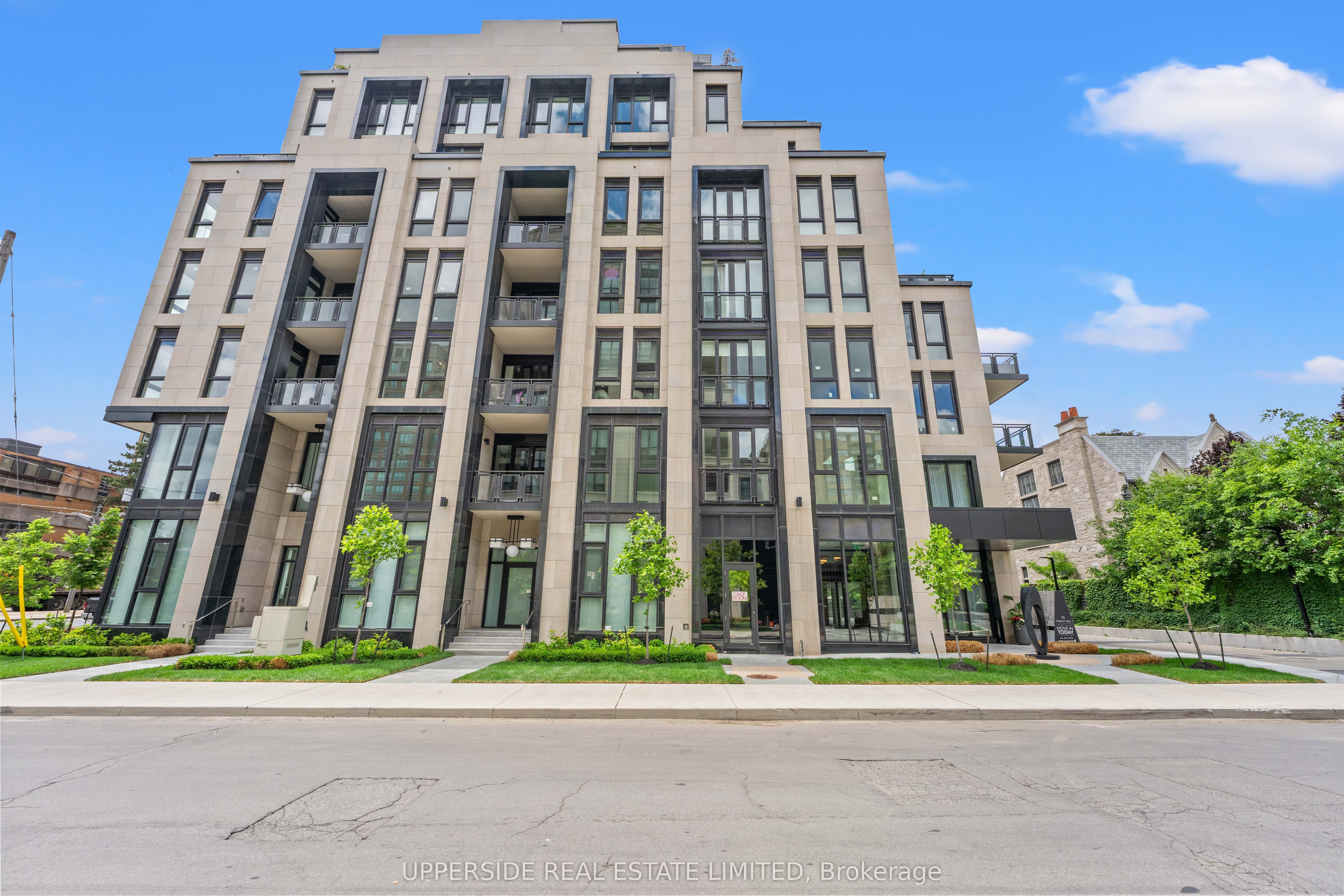 2 Forest Hill Road 408, Toronto, ON M4V 2L3 photo 3