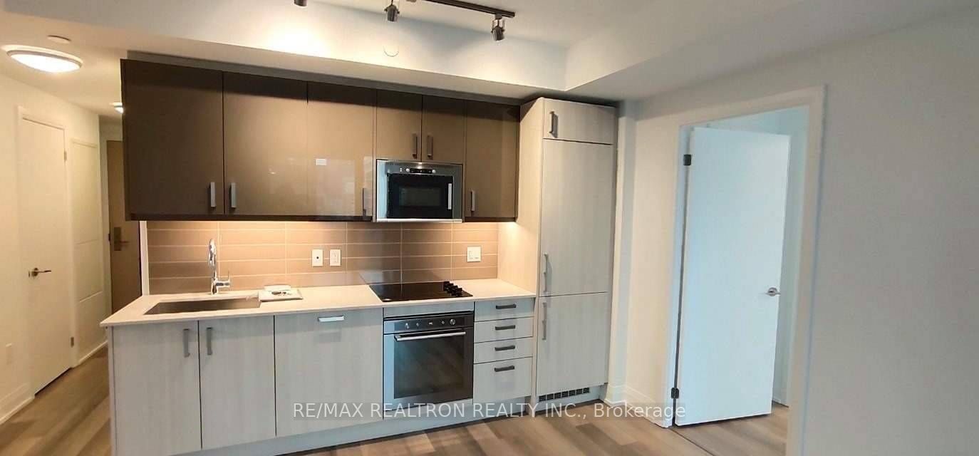 77 Mutual Street 1008, Toronto, ON M5B 2A9 photo 4