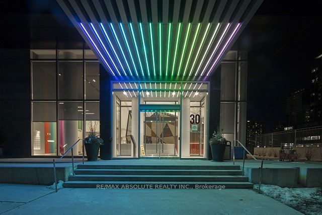 30 Roehampton Avenue 3007, Toronto, ON M4P 0B9