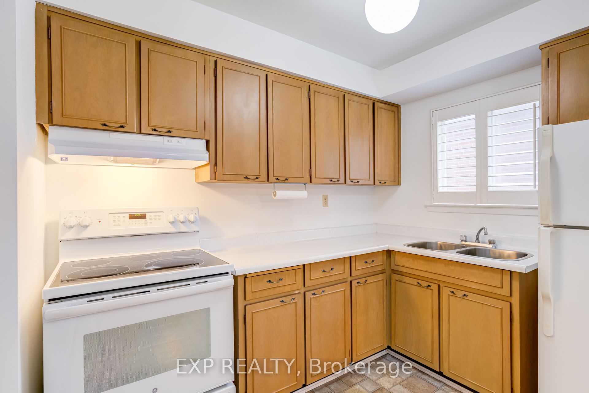 83 Green Bush Road, Toronto, ON M2M 1P2 photo 5