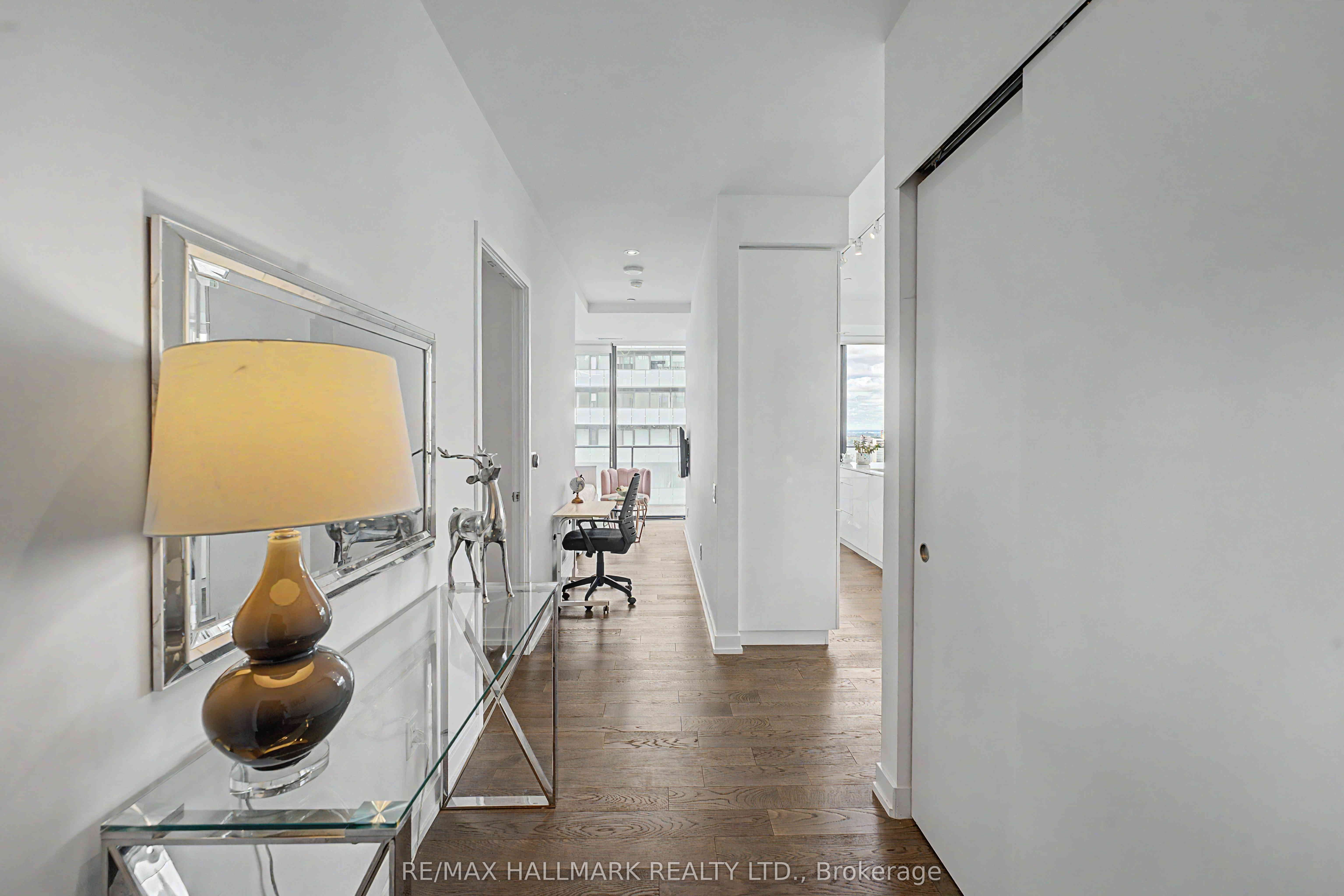 185 Roehampton Avenue 3502 (PH2), Toronto, ON M4P 0C6 photo 3