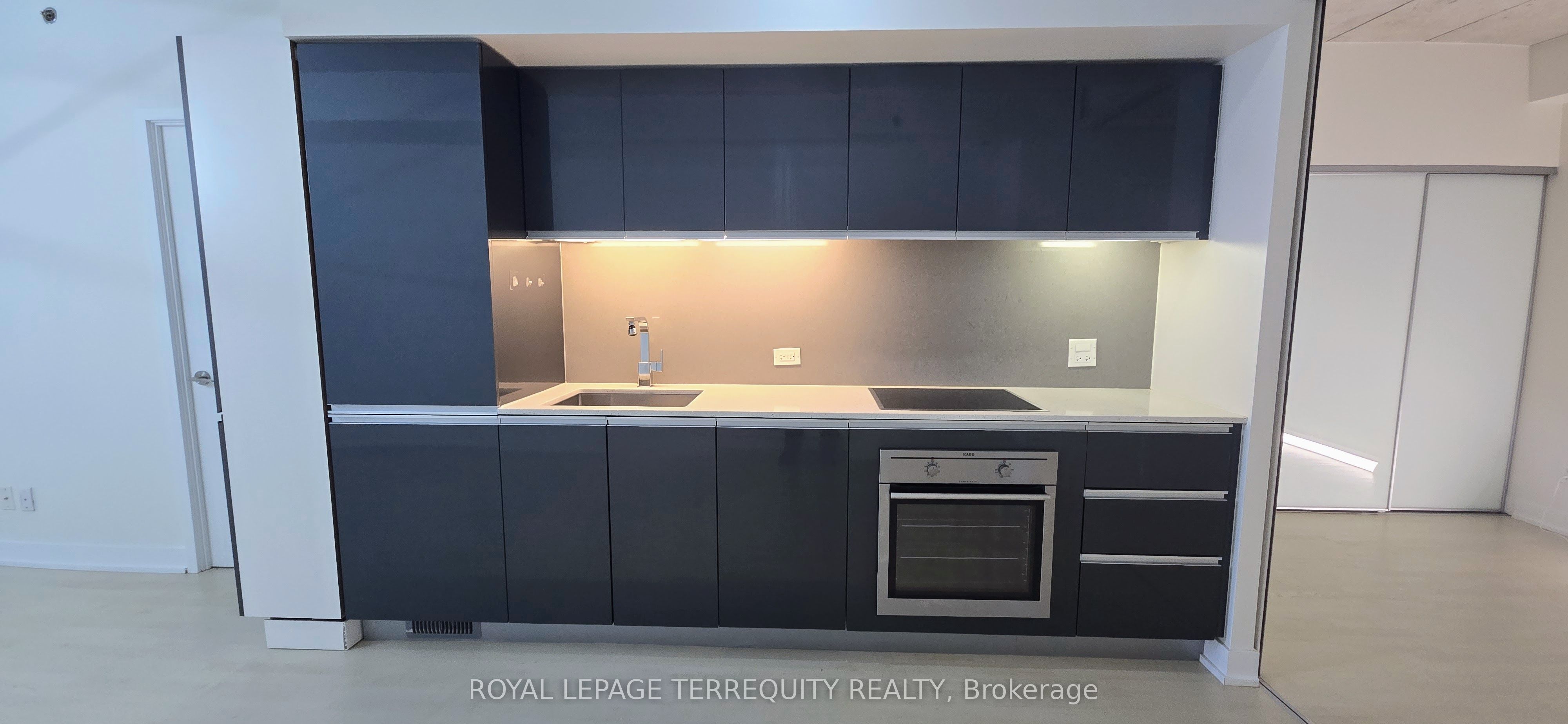 20 Gladstone Avenue 502, Toronto, ON M6J 0E9 photo 5